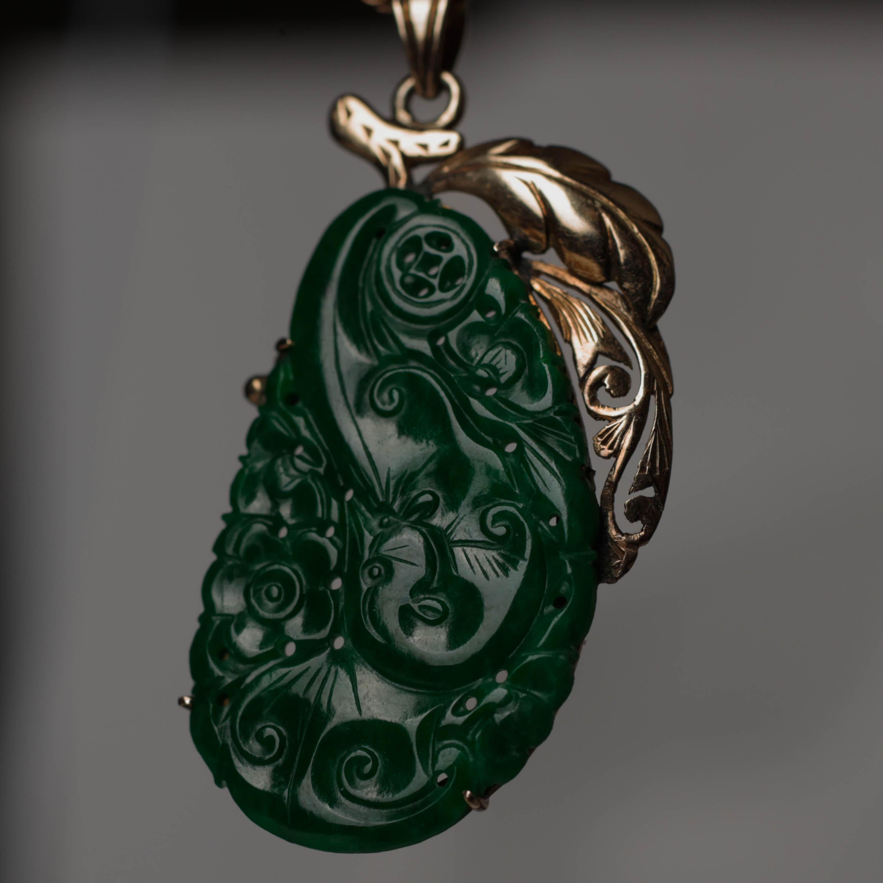 Women's or Men's Jade Pendant, Vivid Green, Impeccable Carving, Certified Untreated Chromium Jade For Sale