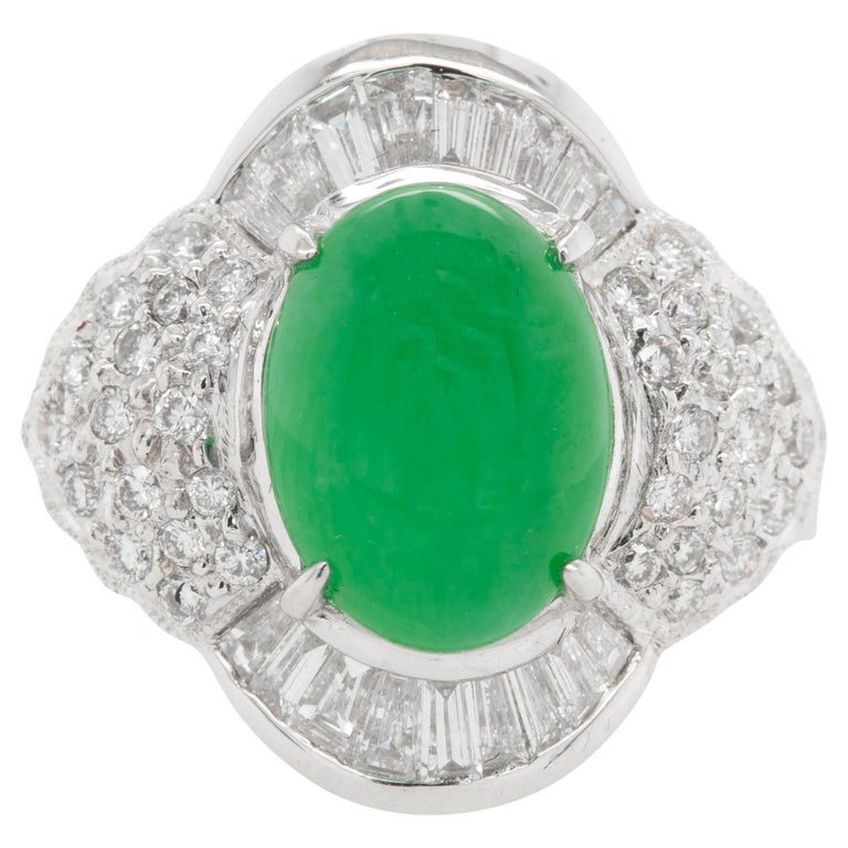 Imperial Jade Ring with Diamonds 1.20 Carats Total 18k Gold For Sale at