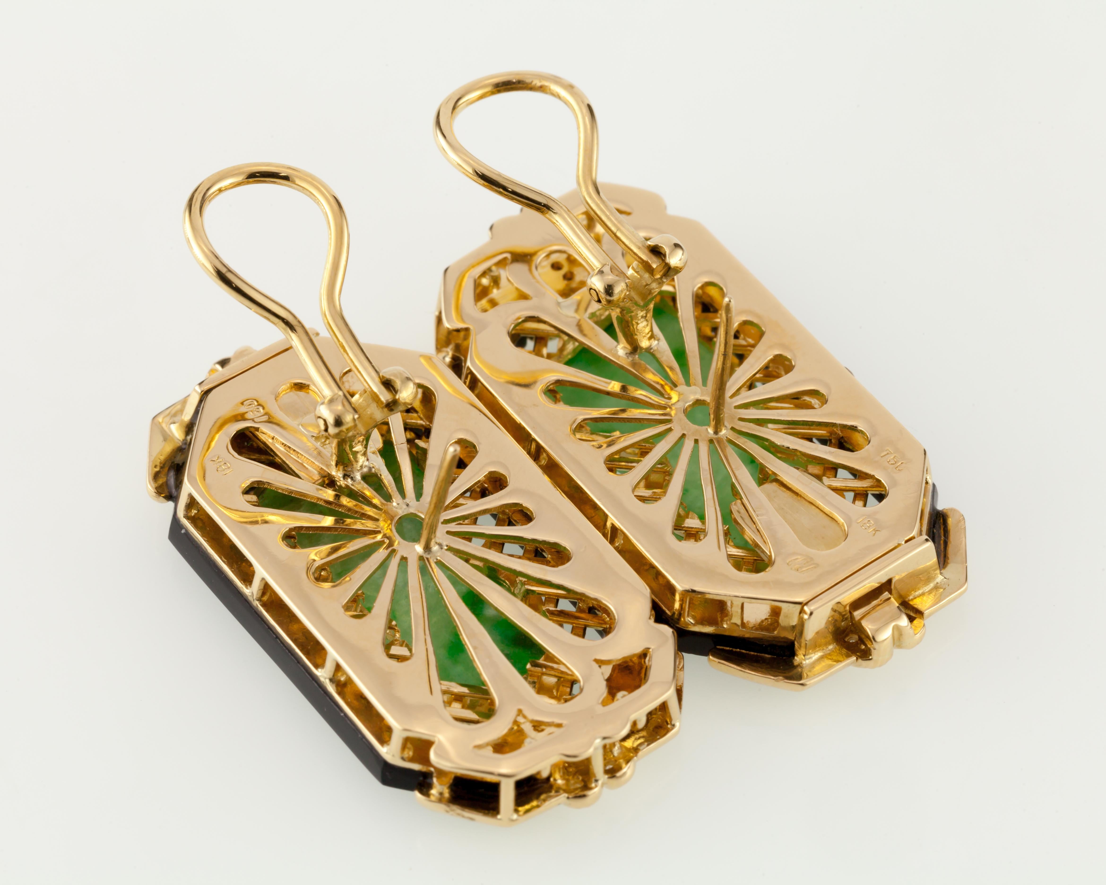 Imperiale Ohrringe aus Jade mit Onyxbordüre und Diamantakzenten aus 18 Karat Gelbgold im Angebot 4