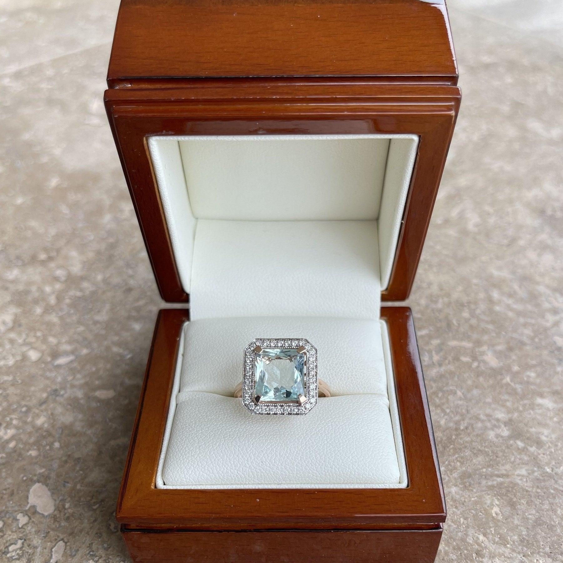 For Sale:  14ct Rose Gold Ring with 3.44ct Aquamarine and Diamond 8