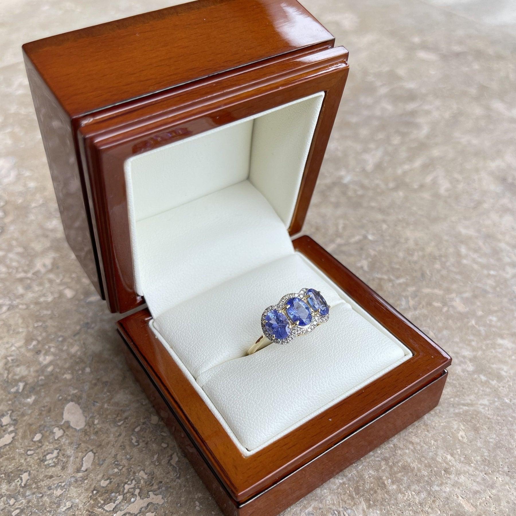 For Sale:  14ct Yellow Gold Tanzanite and Diamond Trilogy Ring 10
