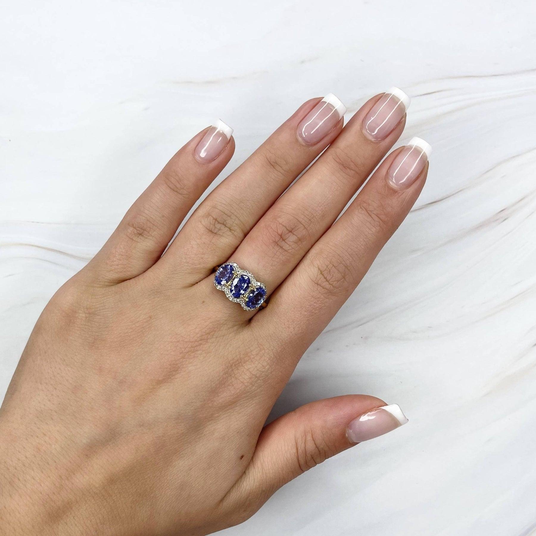 For Sale:  14ct Yellow Gold Tanzanite and Diamond Trilogy Ring 6