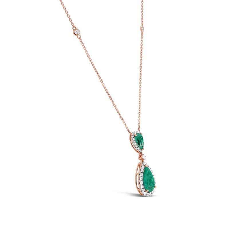 An 18CT rose gold pear cut Emerald and round brilliant cut diamonds embedded upon a beautifully crafted necklace. 

Emerald Weight: 2.60ct
Emerald Colour: 