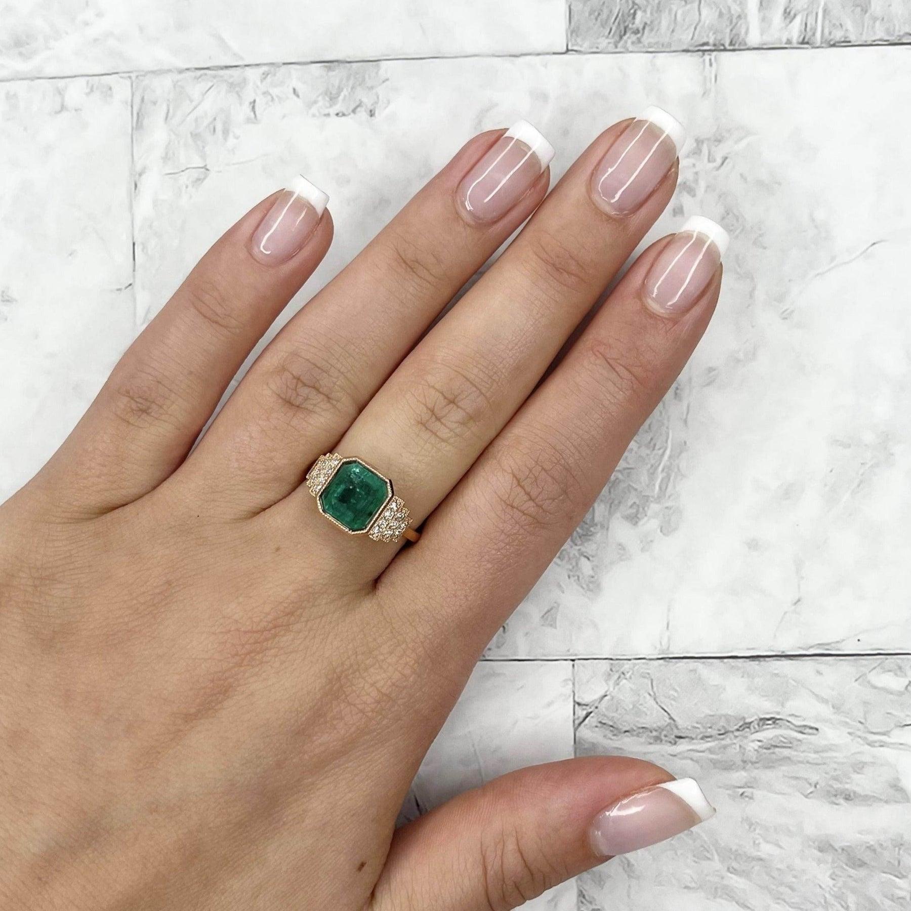 For Sale:  18ct Rose Gold Ring with 2.51ct Emerald and Diamond 5