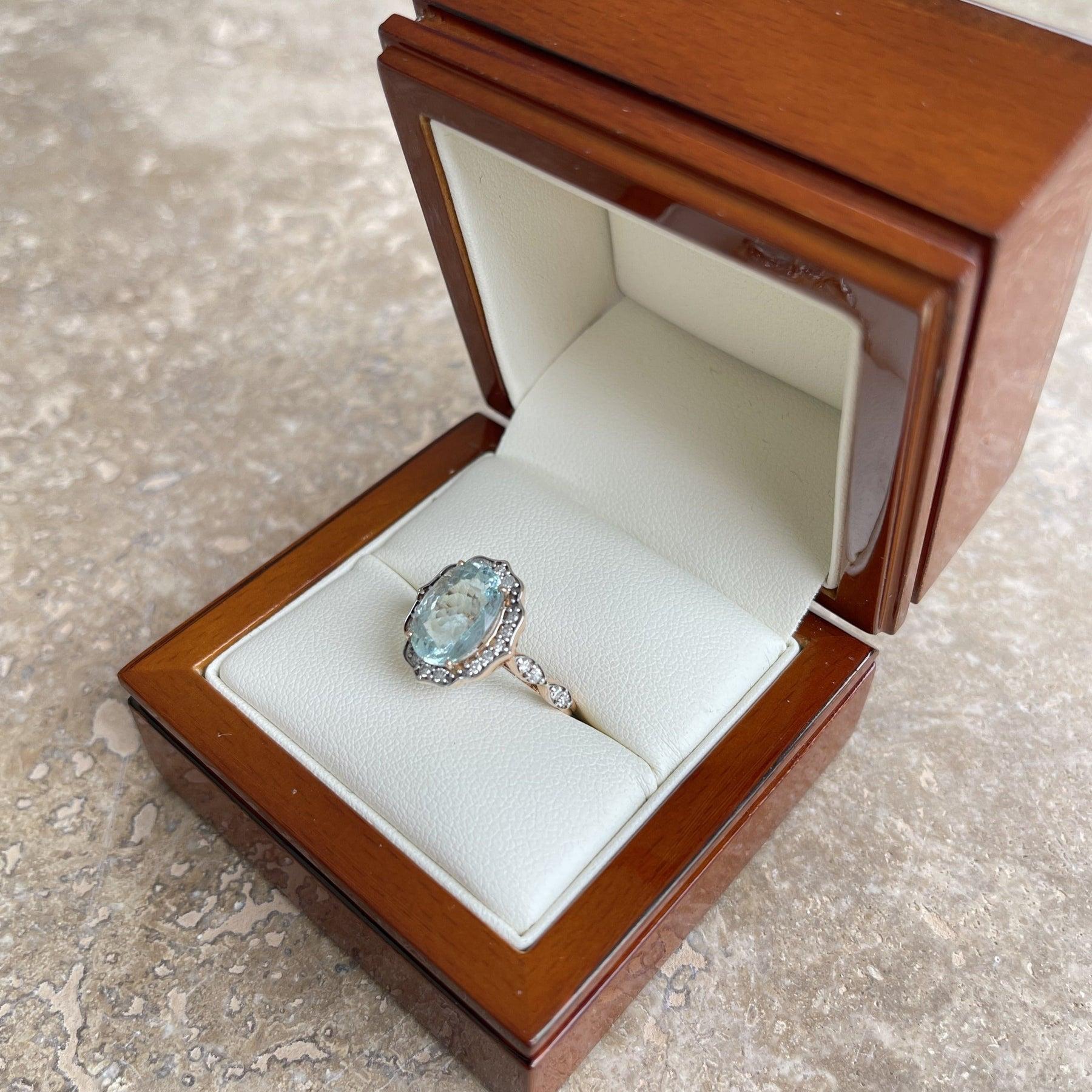 For Sale:  18ct Rose Gold Ring with 3.11ct Aquamarine and Diamond 8
