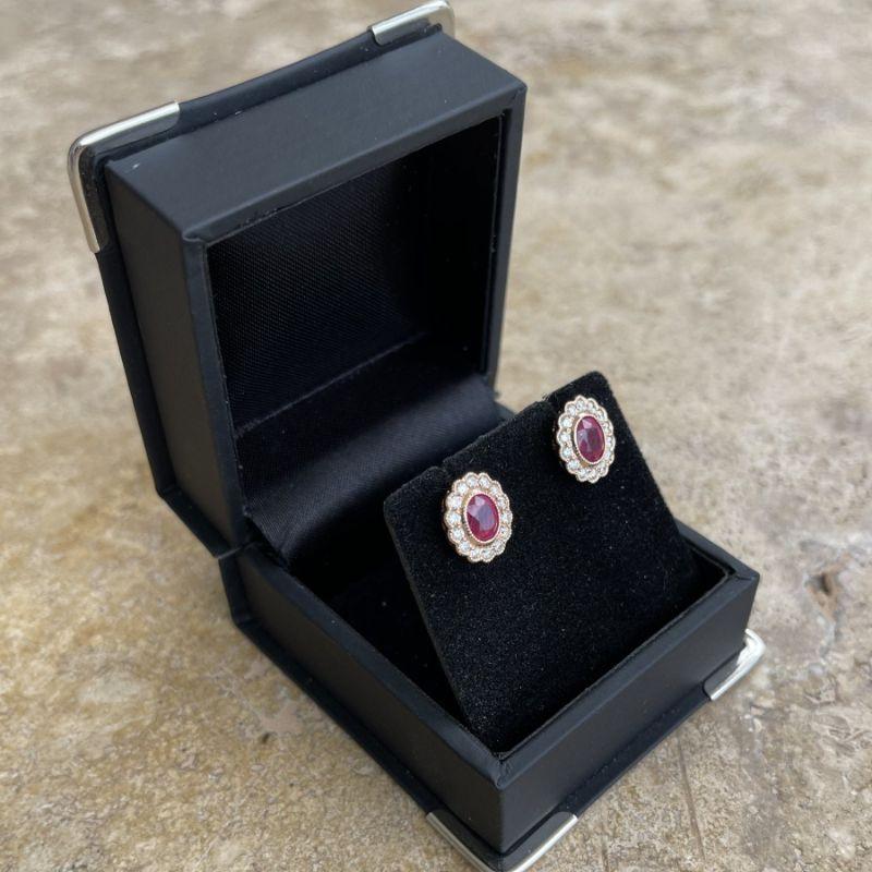 Clous d'oreilles en or rose 18 carats, rubis et diamants, bijouterie impériale en vente 1