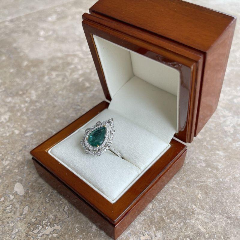 For Sale:  18ct White Gold Pear Emerald and Diamond Ring 8