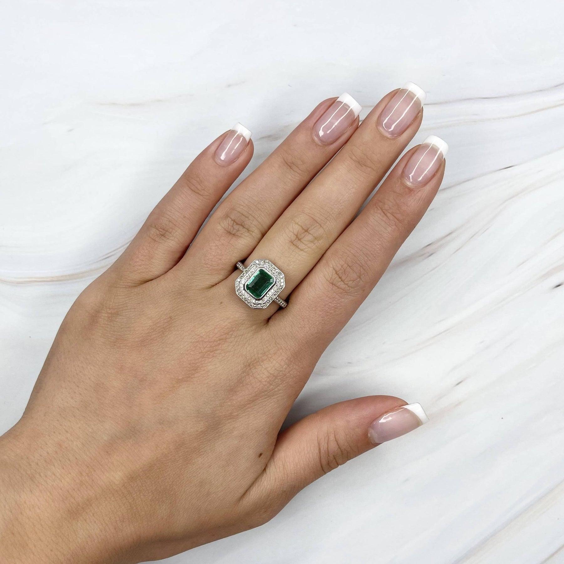 For Sale:  18ct White Gold Ring with 1.39ct Emerald and Diamond Ring 2