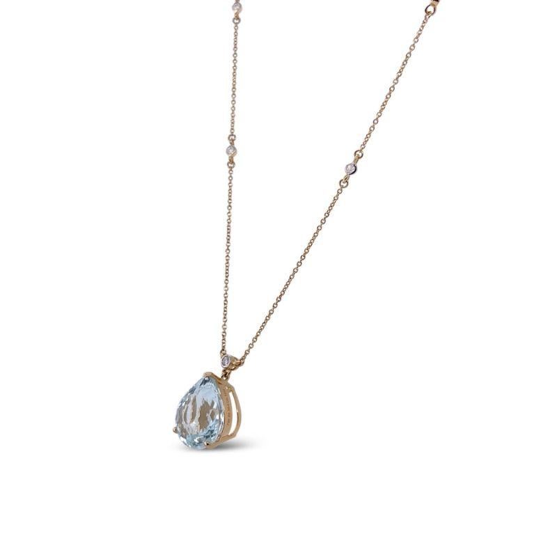 Pear Cut 18ct Yellow Gold Aquamarine and Diamond Necklace For Sale
