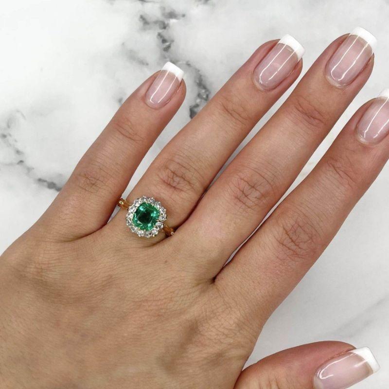 Im Angebot: Imperial Jewels 18 Karat Gelbgold Kolumbianischer Smaragd und Diamantring () 5