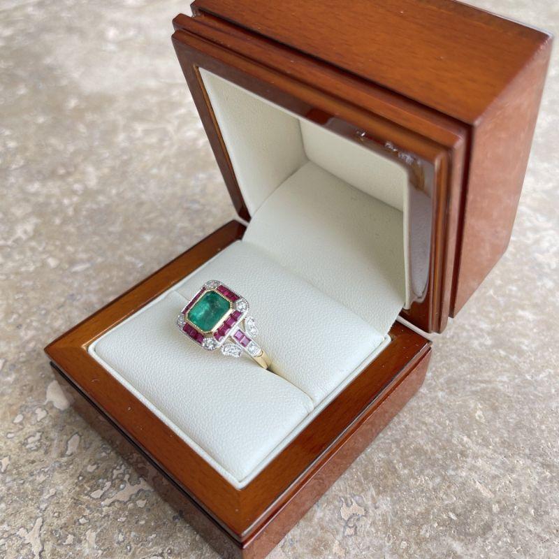 For Sale:  Imperial Jewels 18ct Yellow Gold Colombian Emerald and Ruby Ring 8