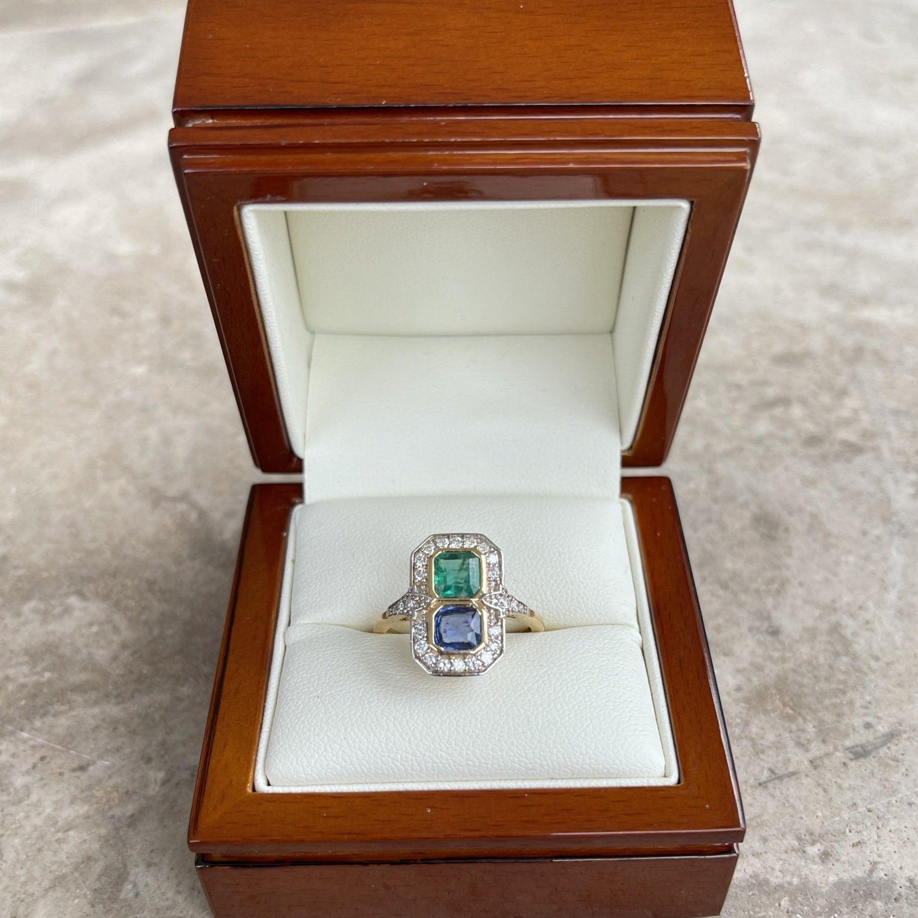 For Sale:  18ct Yellow Gold Emerald and Sapphire Diamond Ring 7