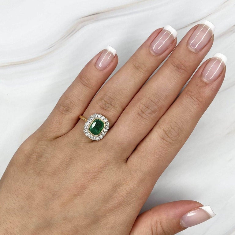 Customizable 18ct Yellow Gold Ring with 1.40ct Emerald and Diamond For ...