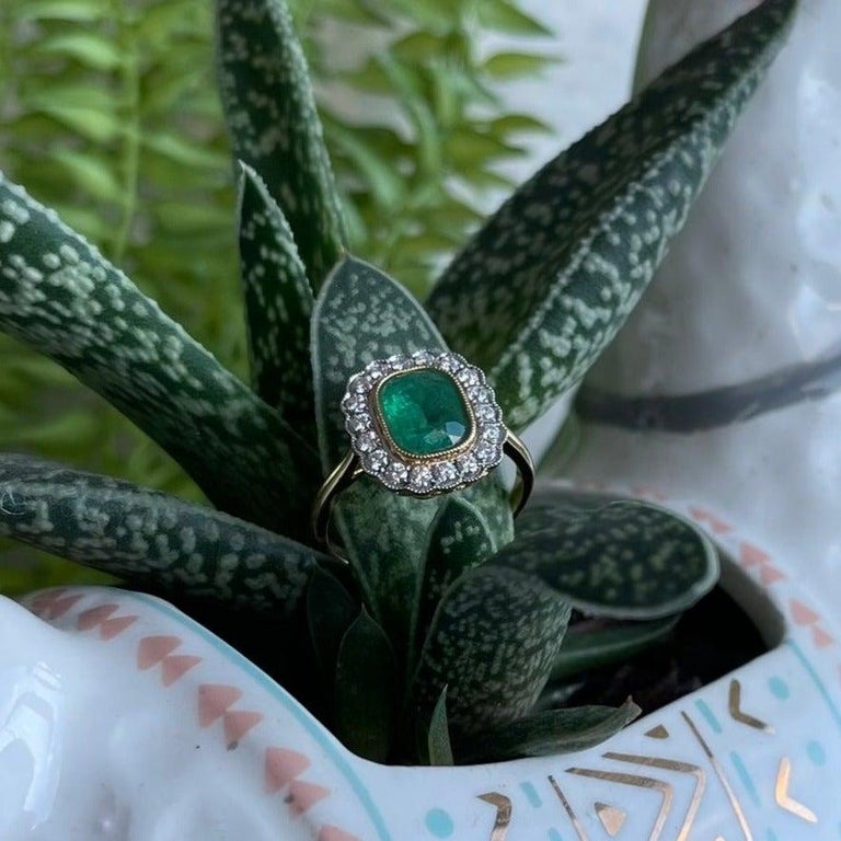 Customizable 18ct Yellow Gold Ring with 1.40ct Emerald and Diamond For ...