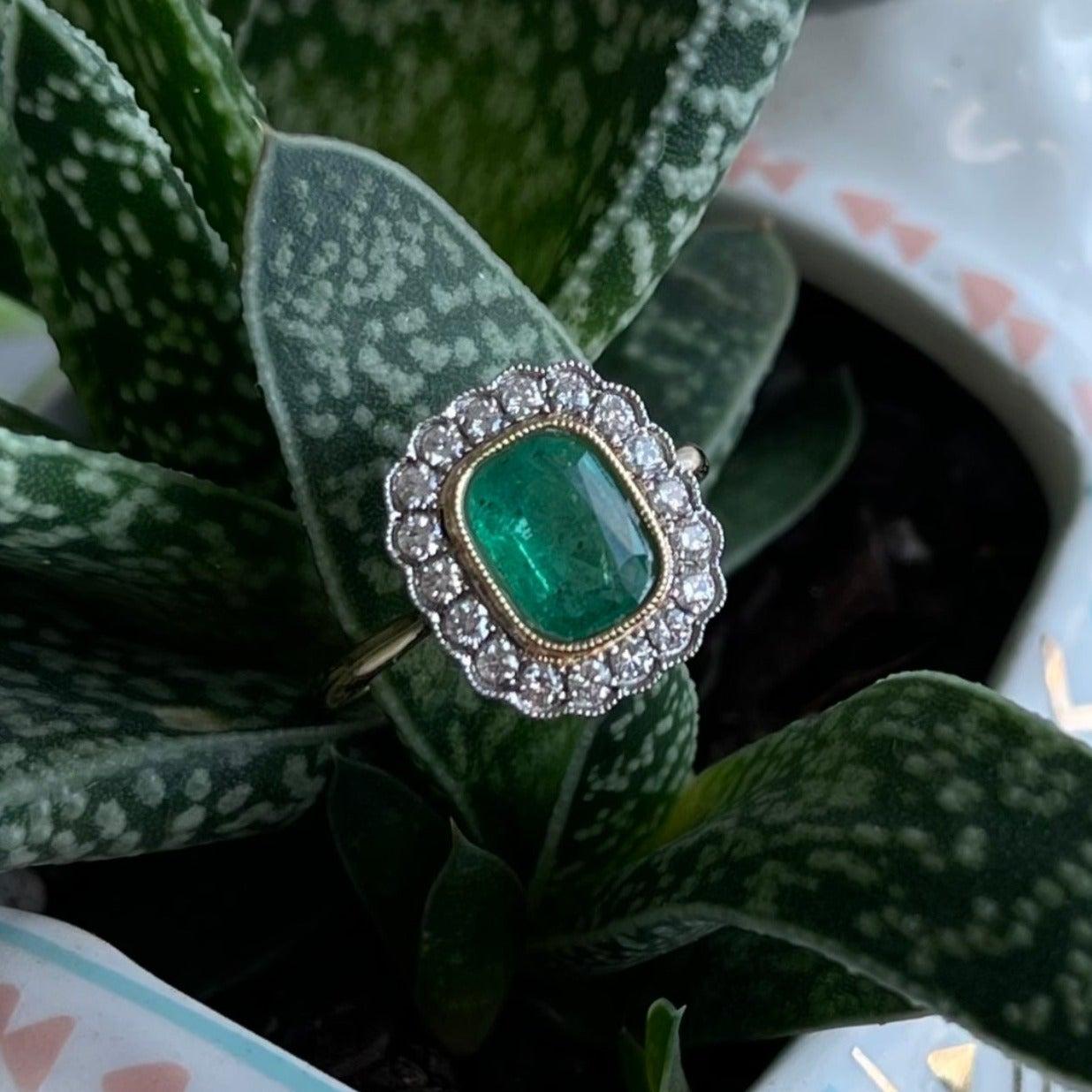 For Sale:  18ct Yellow Gold Ring with 1.40ct Emerald and Diamond 4