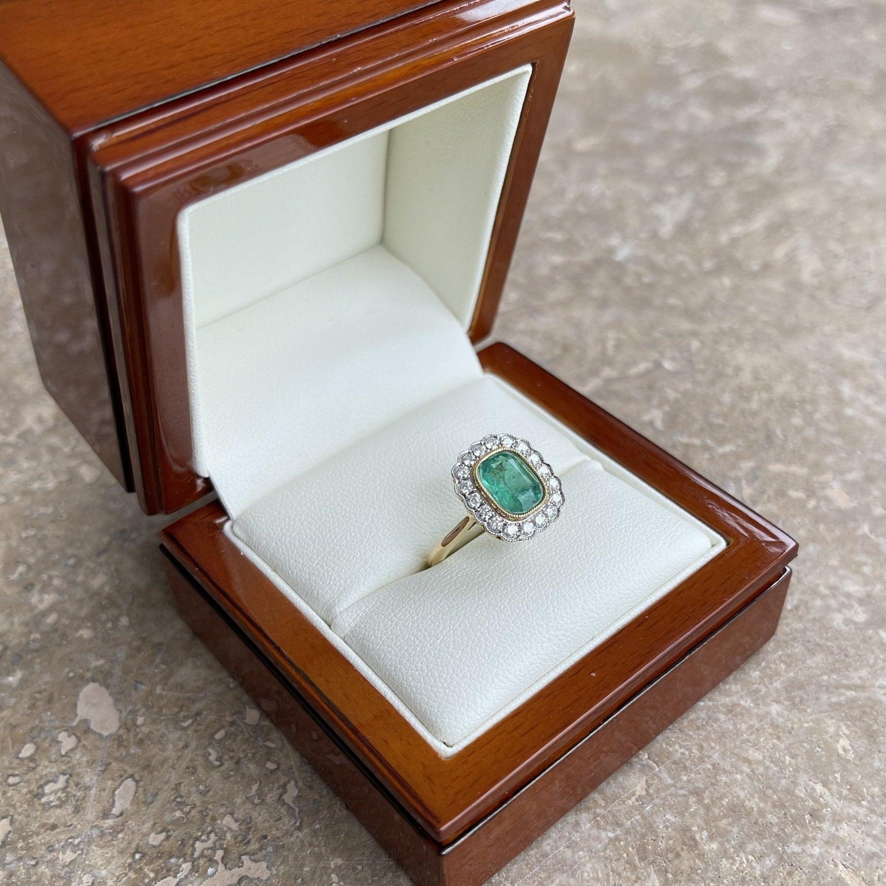 For Sale:  18ct Yellow Gold Ring with 1.40ct Emerald and Diamond 8