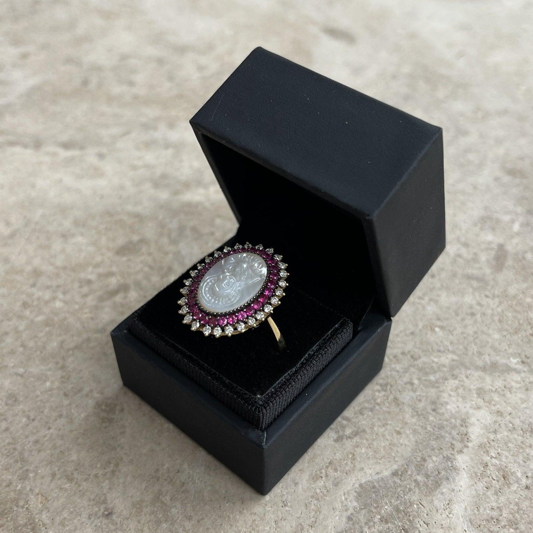For Sale:  18ct Yellow Gold Ruby and Diamond Ring 5