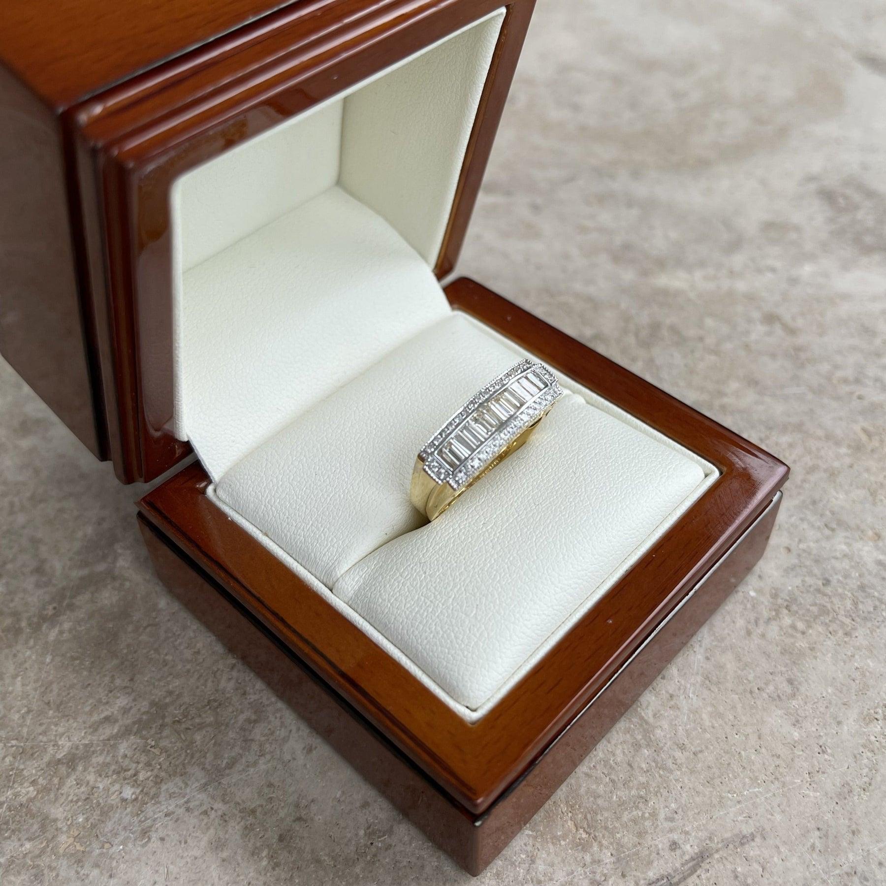 For Sale:  18ct Yellow Gold Tapered Diamond Baguette Ring 8