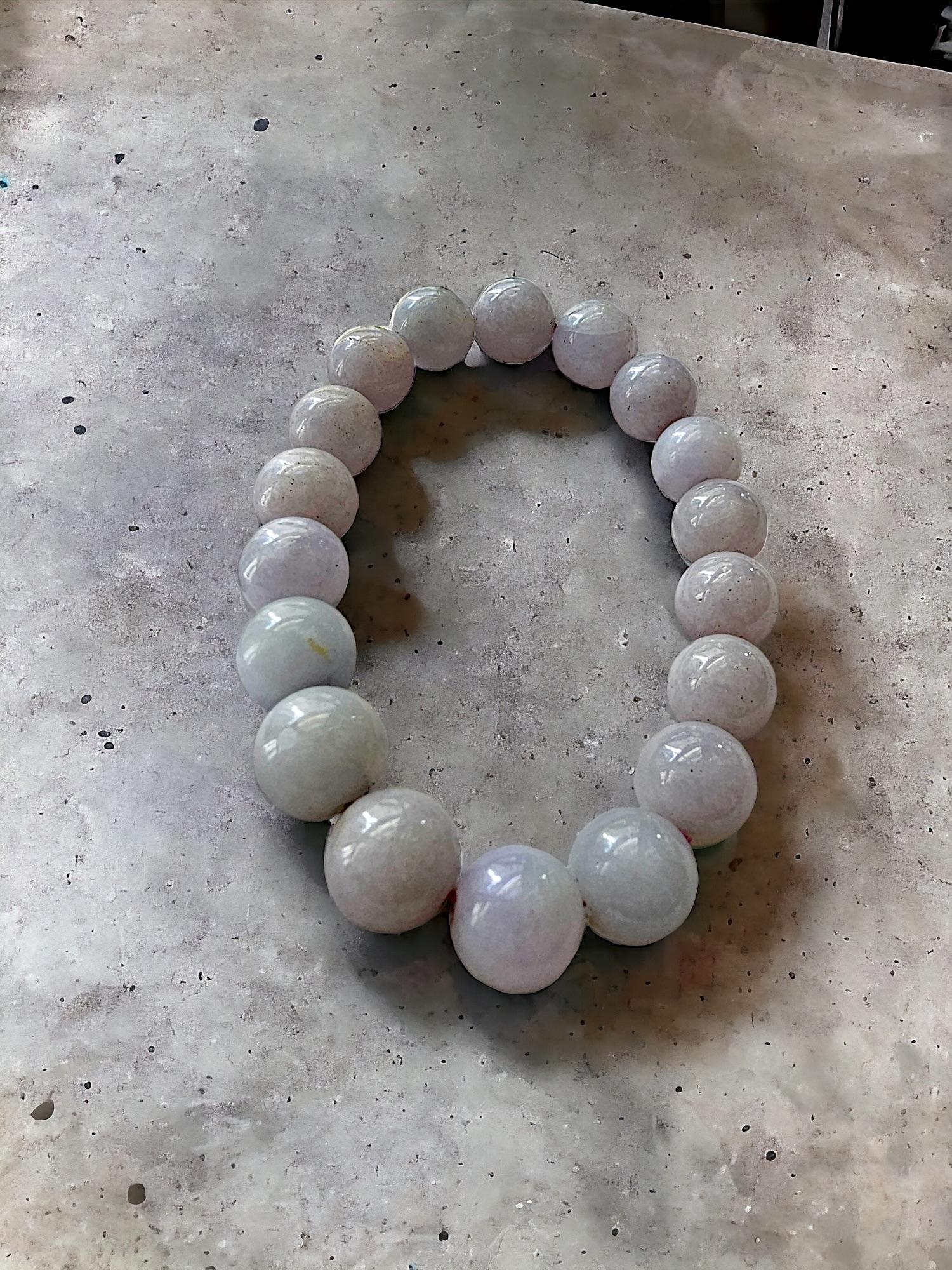Bracelet de perles A-Jade birman impérial lavande (10,5 mm chacune x 18 perles) 06005 Neuf - En vente à Kowloon, HK