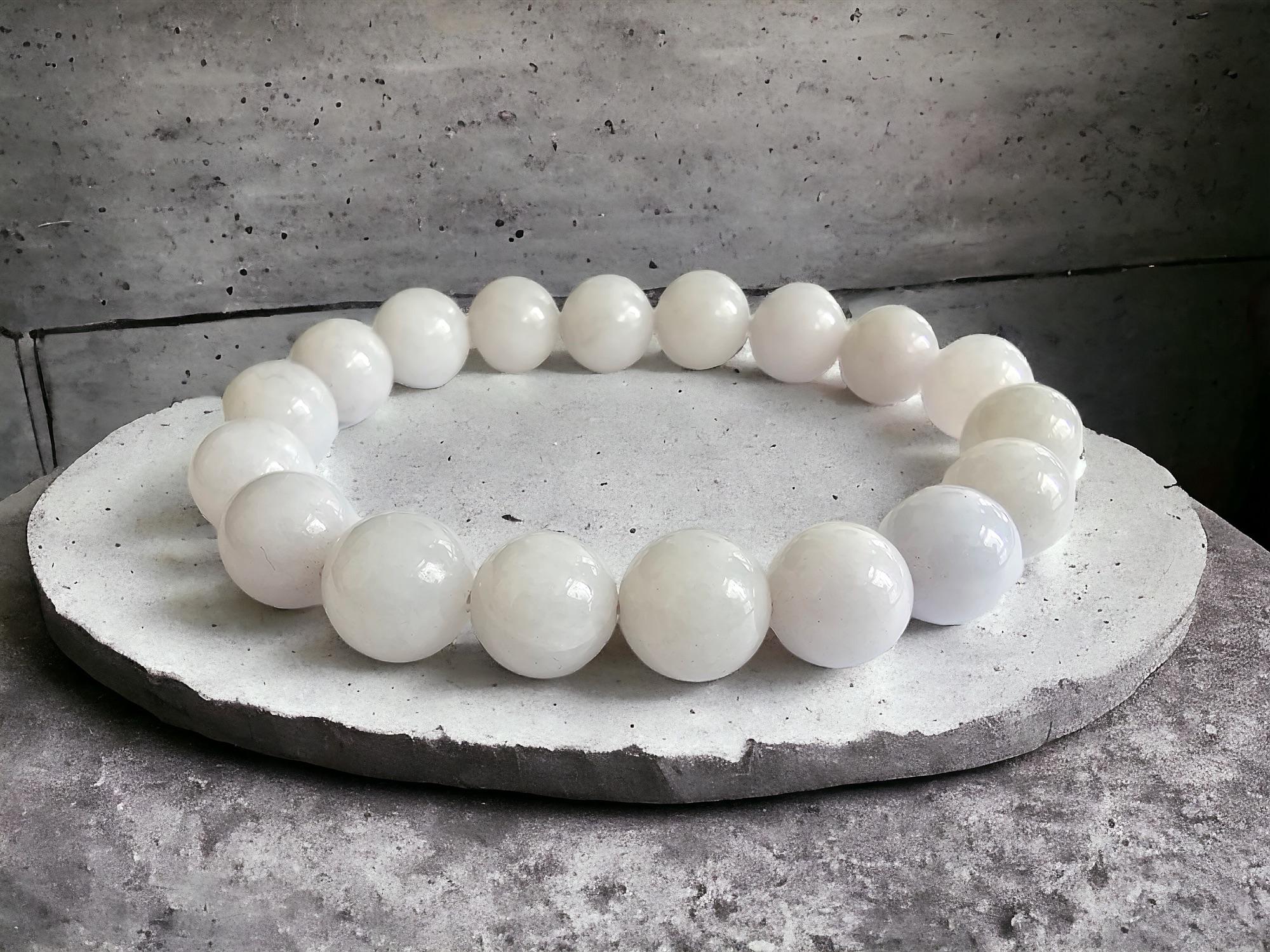 Taille pampille Bracelet de perles A-Jade birman impérial lavande (11 mm chacune x 18 perles) 06004  en vente