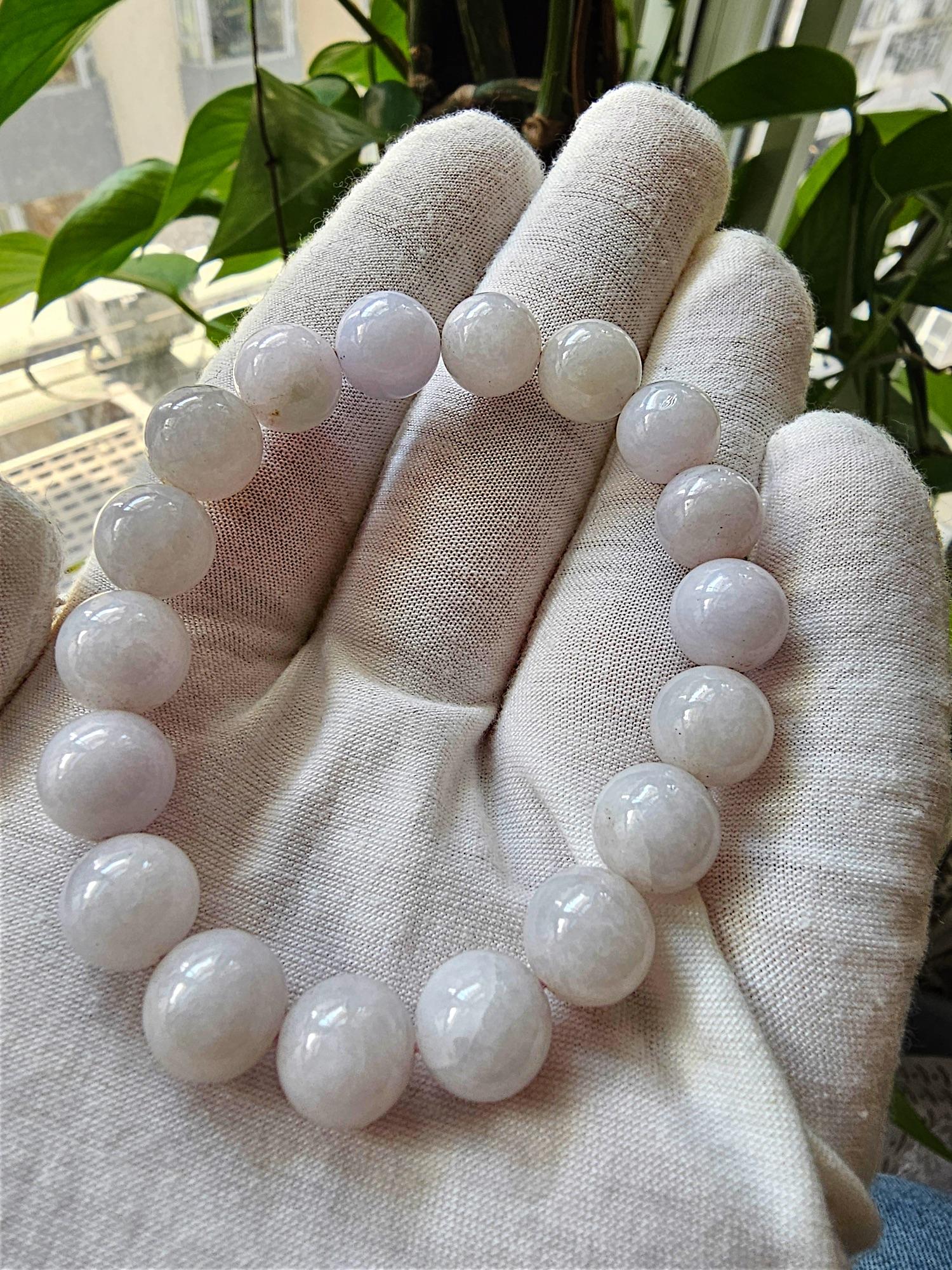 Bracelet de perles A-Jade birman impérial lavande (11 mm chacune x 18 perles) 06004  Unisexe en vente