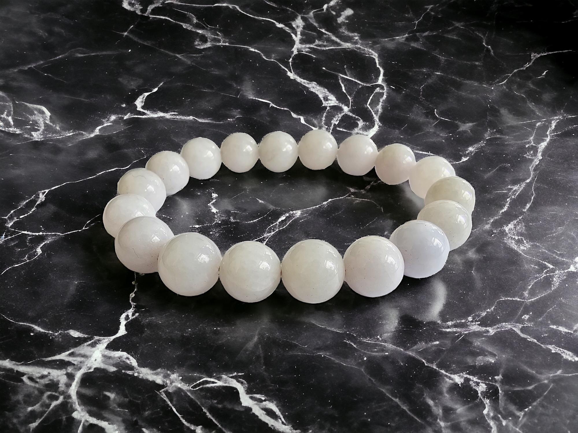 Imperial Lavender Burmese A-Jade Beaded Bracelet (11mm Each x 18 beads) 06004 For Sale 2