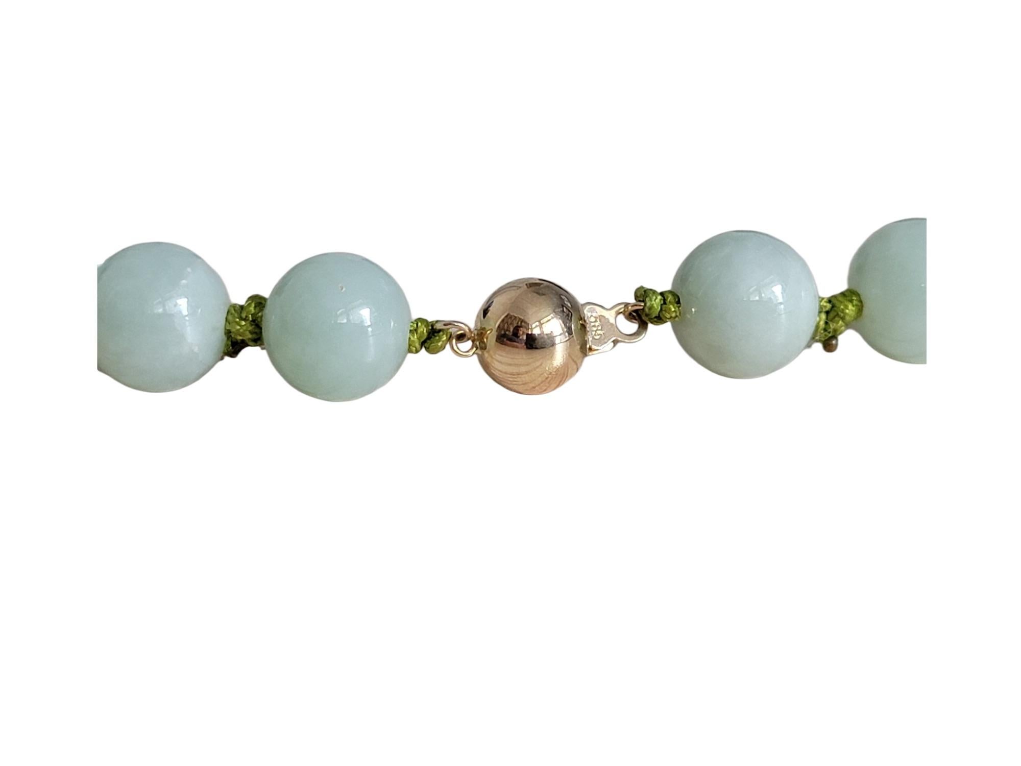Imperial Green Burmese A-Jade Beaded Necklace (10mm Each x 42 beads) 10002

The 