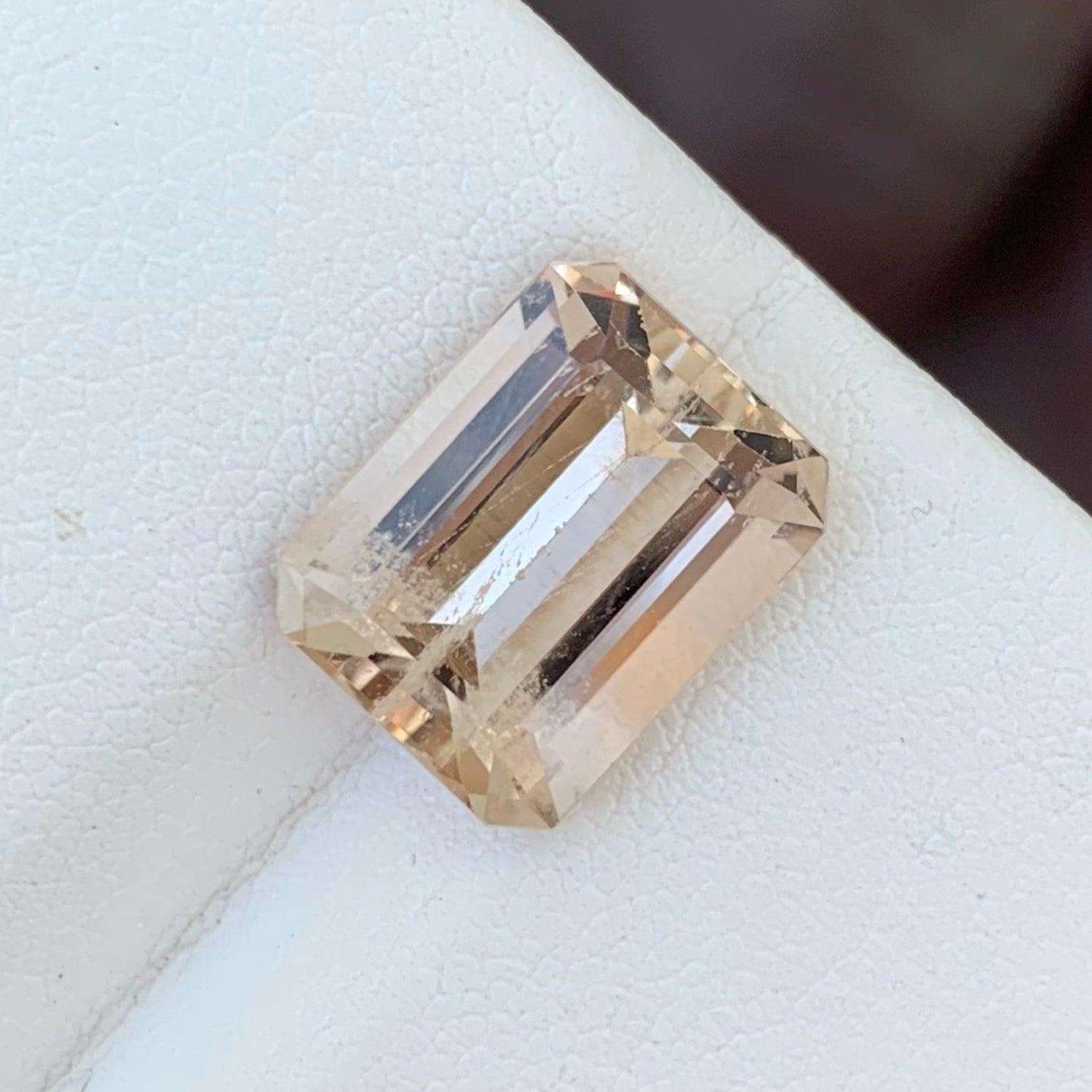 Emerald Cut Imperial Natural Topaz For Ring 7.15 Carats Loose Topaz For Jewelry Making Use For Sale
