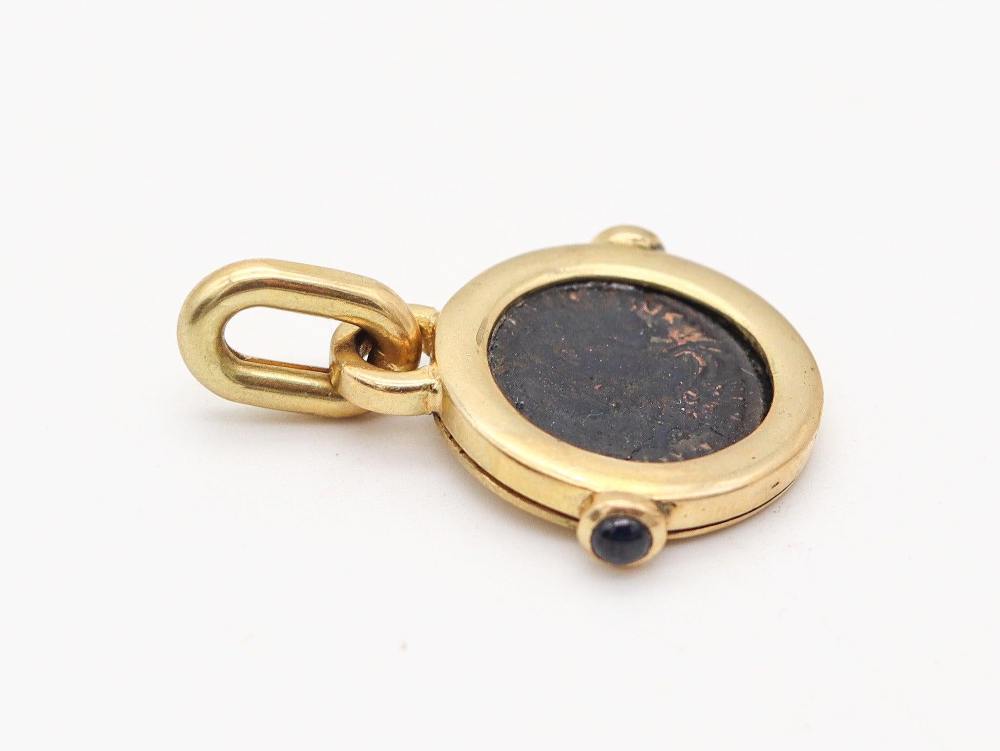 IMPERIAL ROME 320 AD Kaiser Konstantin Münze Anhänger in 18Kt Gold & Saphiren (Klassisch-römisch) im Angebot