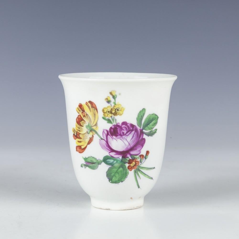 Imperial & Royal Porcelain Vienna Trembleuse, circa 1780 5