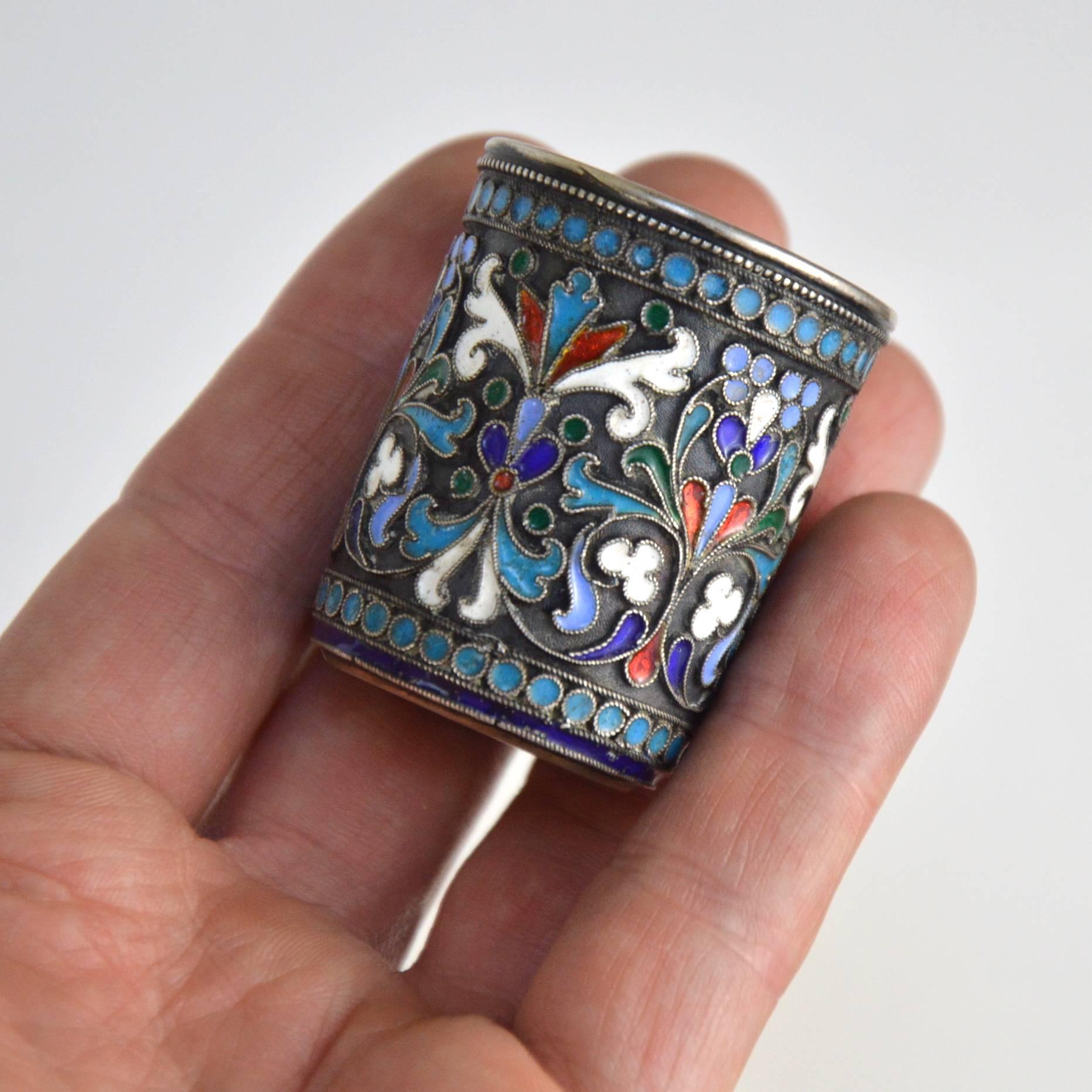 Imperial Russian Cloisonné Enamel and Silver Beaker, Moscow, 19th Century 4