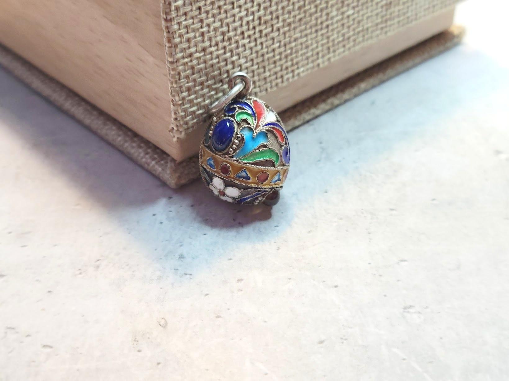 Imperial Russian Cloisonne Enamel Egg Pendant with Semi Precious Gemstones 3