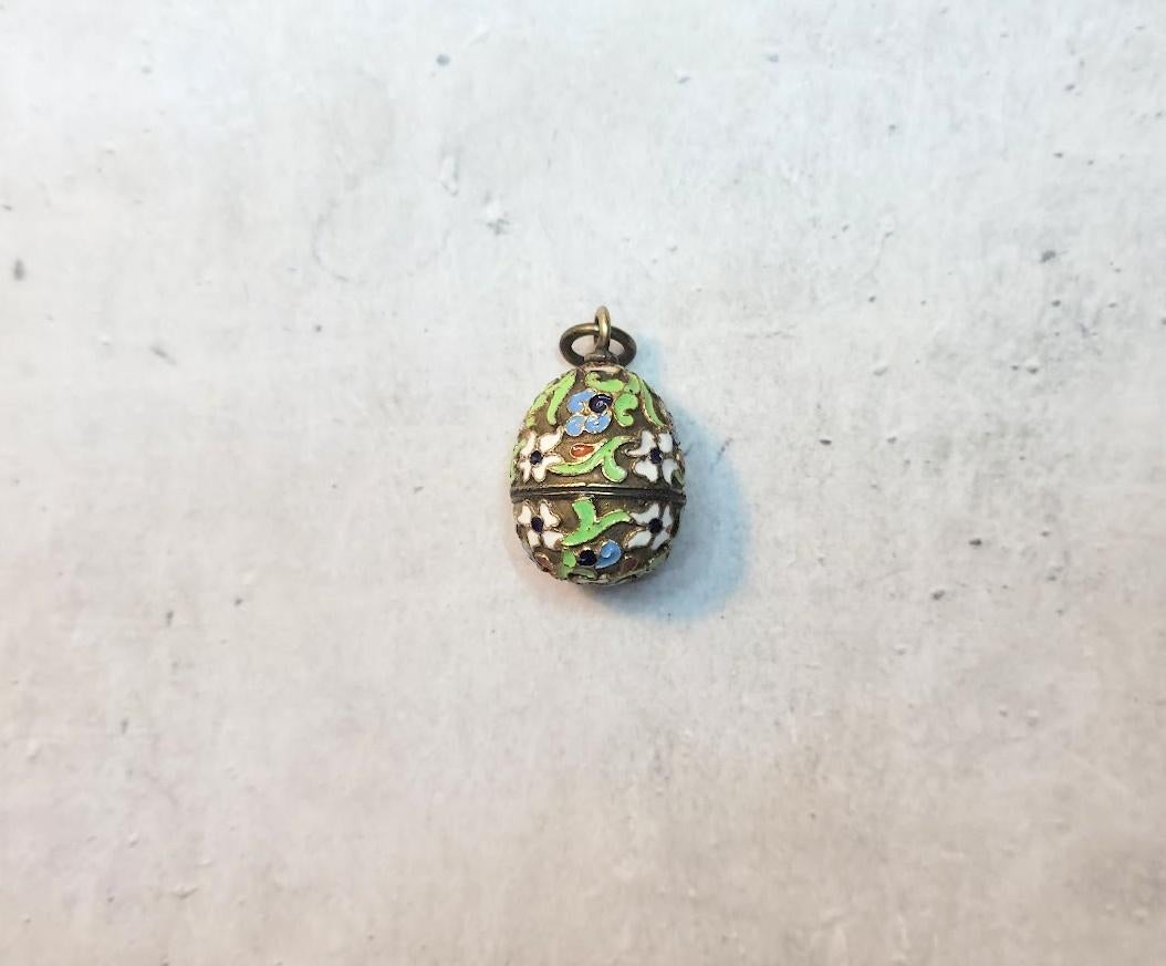 Colgante de huevo de esmalte cloisonné ruso imperial, maestro Feodor Afanasiev Imperio ruso en venta