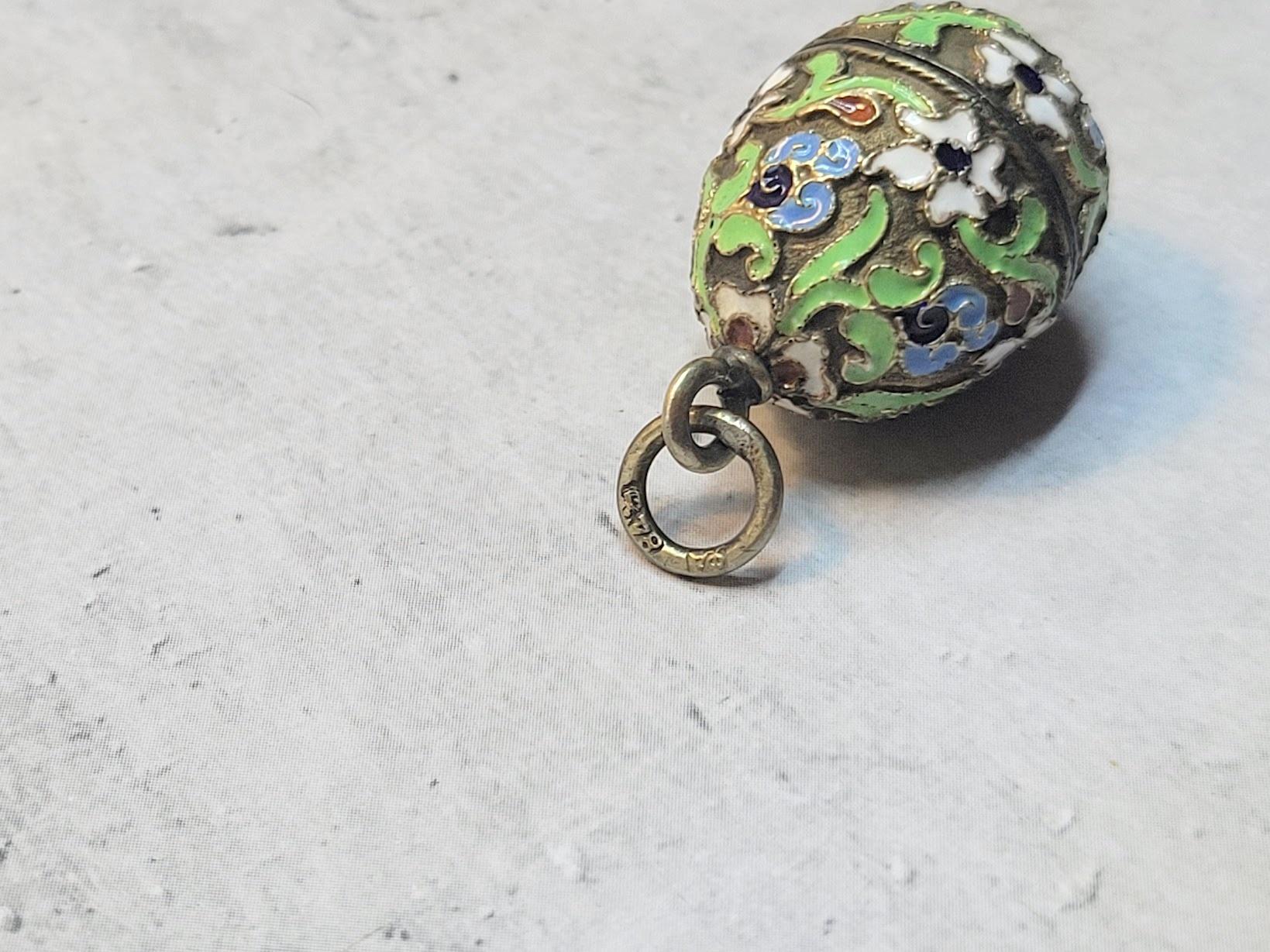 Colgante de huevo de esmalte cloisonné ruso imperial, maestro Feodor Afanasiev en venta 1