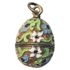 Ciondolo a forma di uovo in smalto cloisonne della Russia imperiale, maestro d'arte Feodor Afanasiev