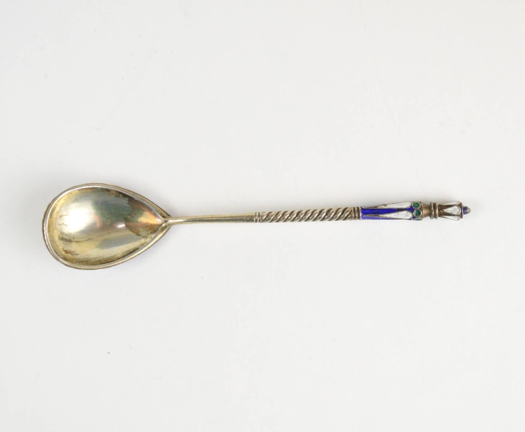Art Nouveau Imperial Russian Cloisonné Enamel & Gilt Silver Caddy Spoon, Moscow 19th Century For Sale