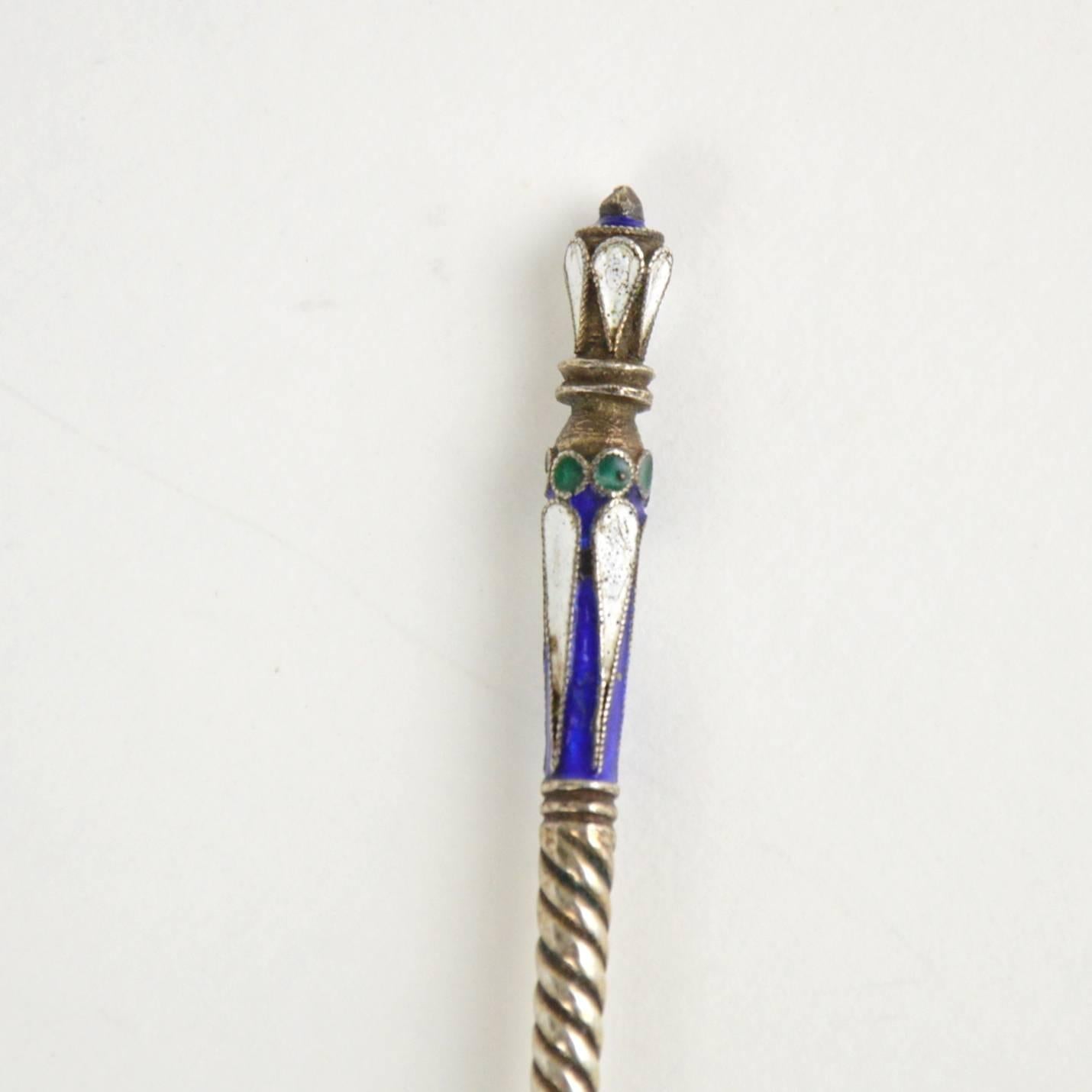 Cloissoné Imperial Russian Cloisonné Enamel & Gilt Silver Caddy Spoon, Moscow 19th Century For Sale