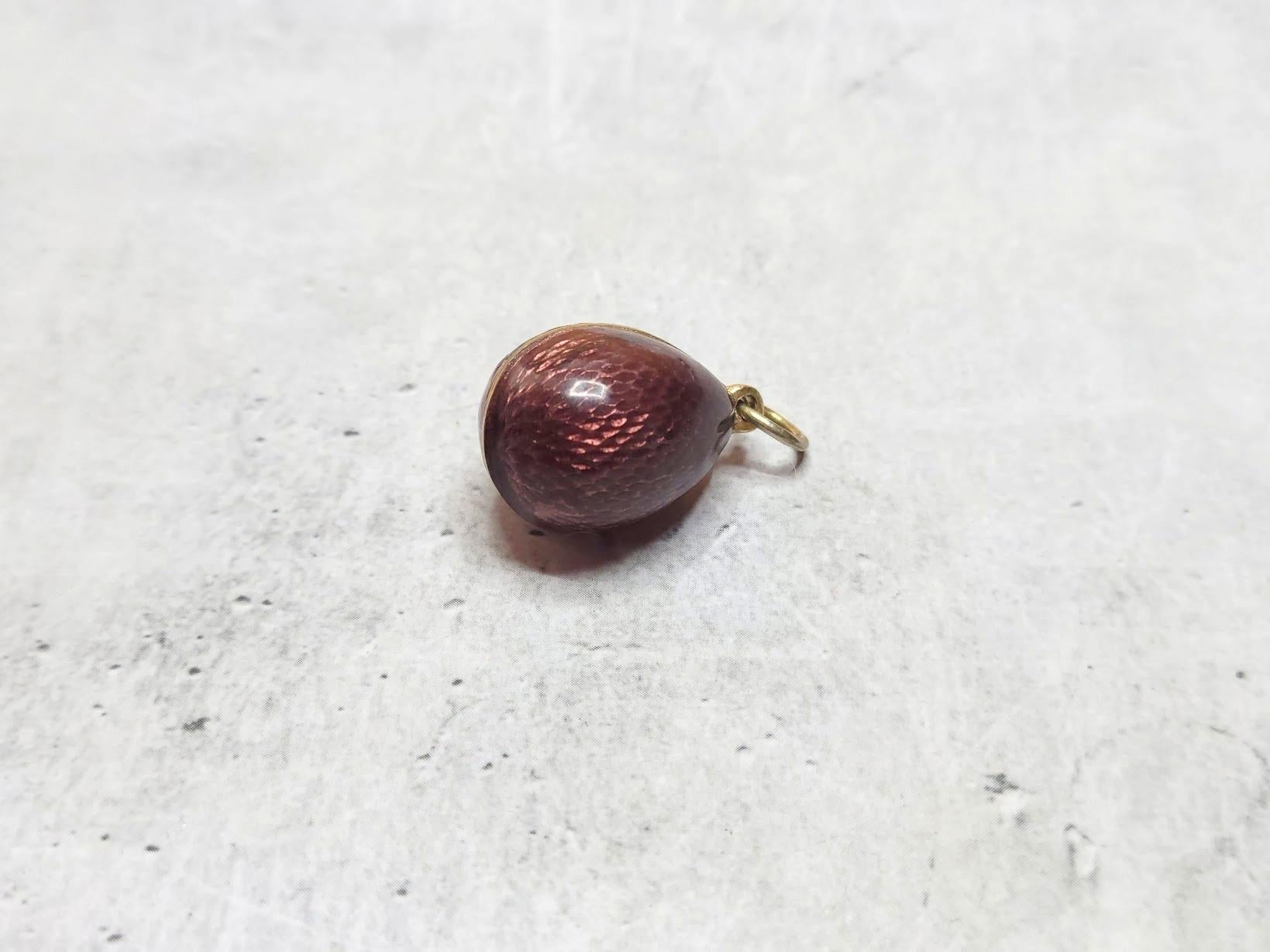 Faberge Imperial Guilloche Enamel Egg Pendant Bird, Workmaster Anders Nevalainen In Good Condition In Chesterland, OH