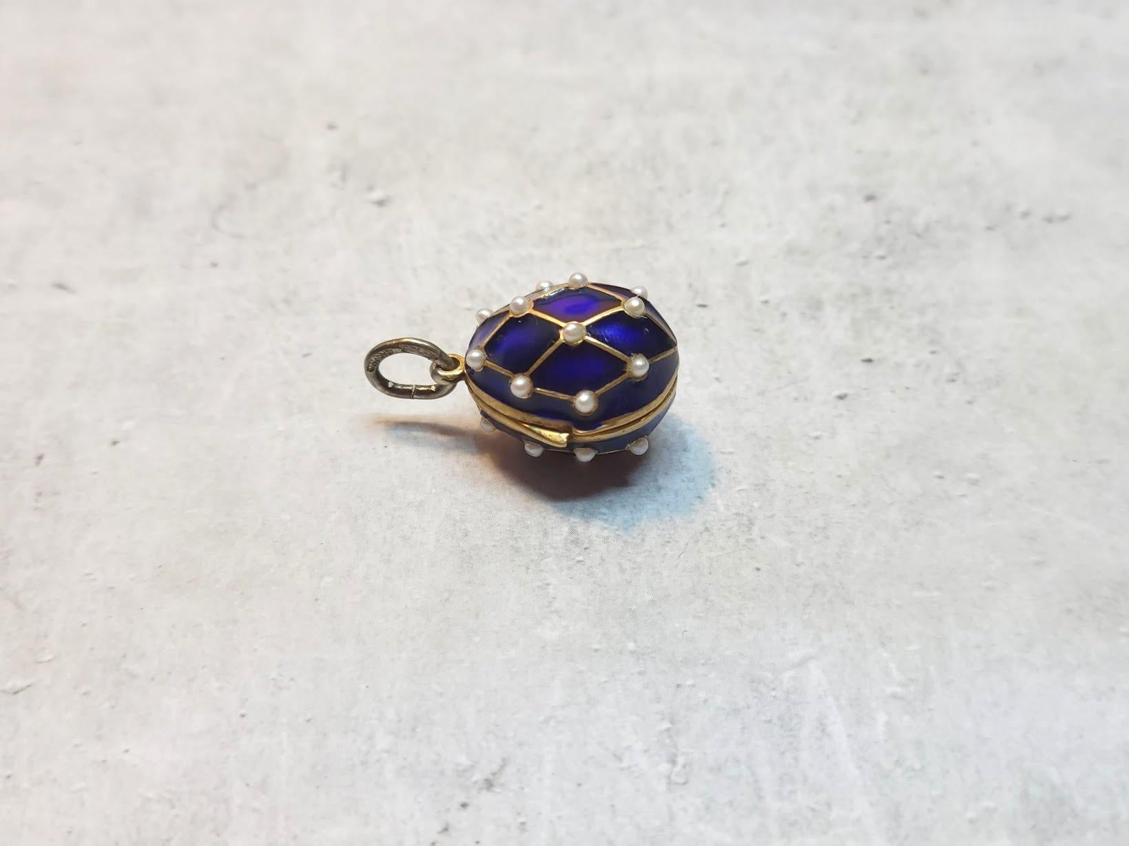 Imperial Silver Gilt Enamel Egg Locket Pendant Pearl Mesh In Good Condition In Chesterland, OH