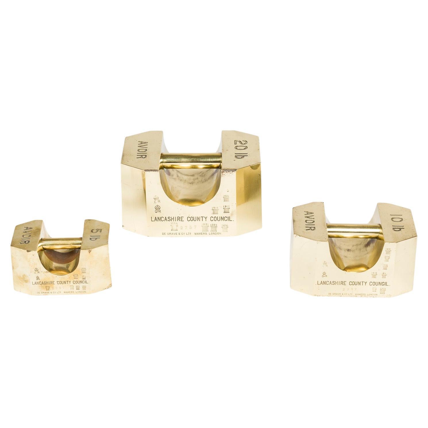 Imperial standard Avoir weights by De Grave of London for Lancashire dated 1906