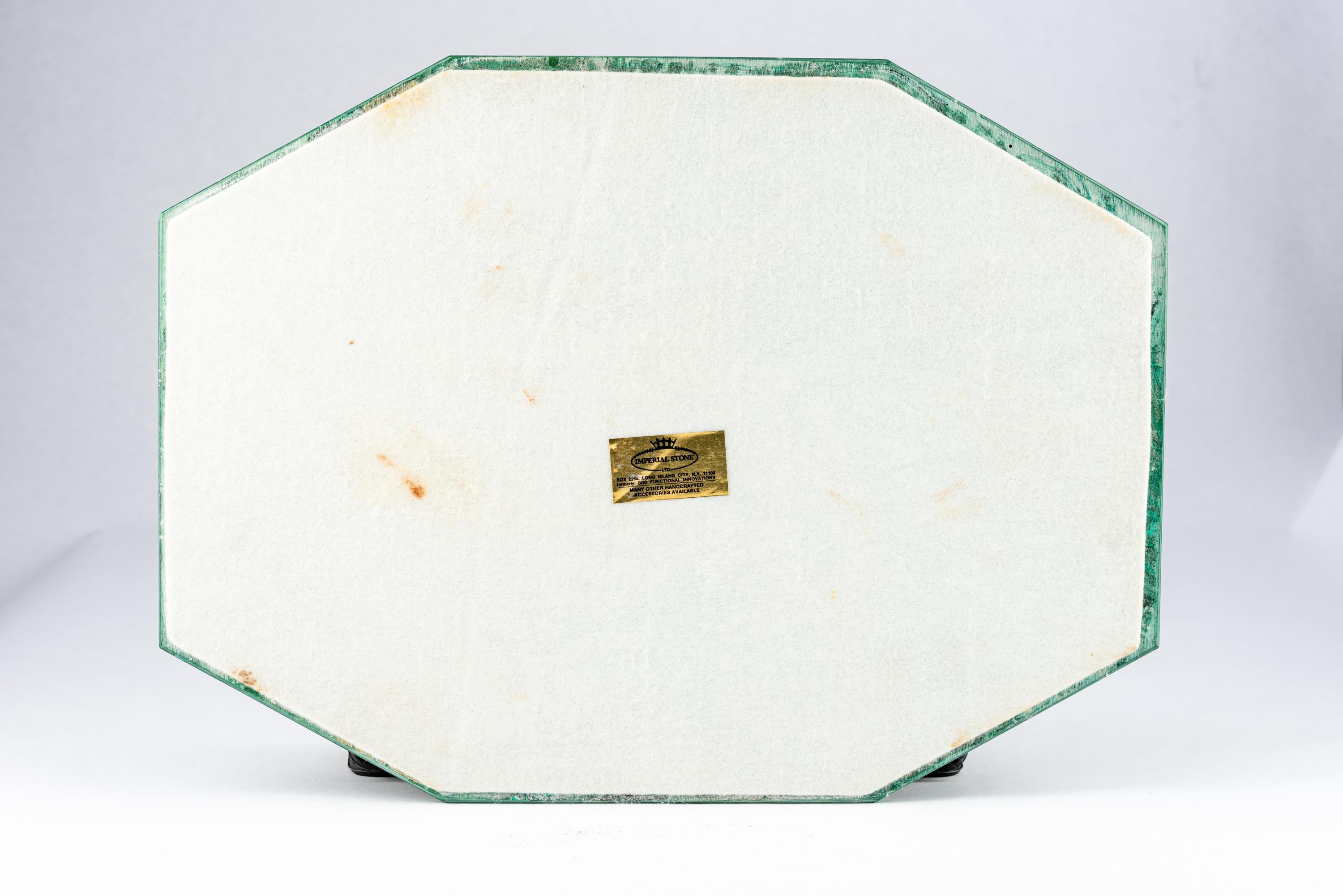 Lot de 10 sets de tapis de table en fausse malachite de pierre impériale, acrylique, signés en vente 8