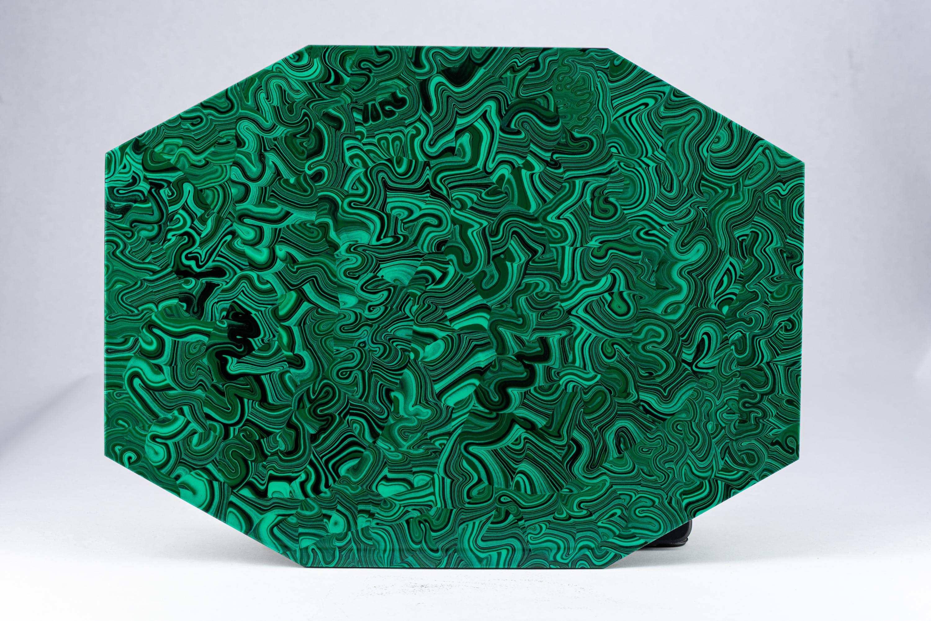 Set von 10 Platzmatten aus kaiserlichem Steinimitat aus Malachit, Acryl, signiert (Harz) im Angebot