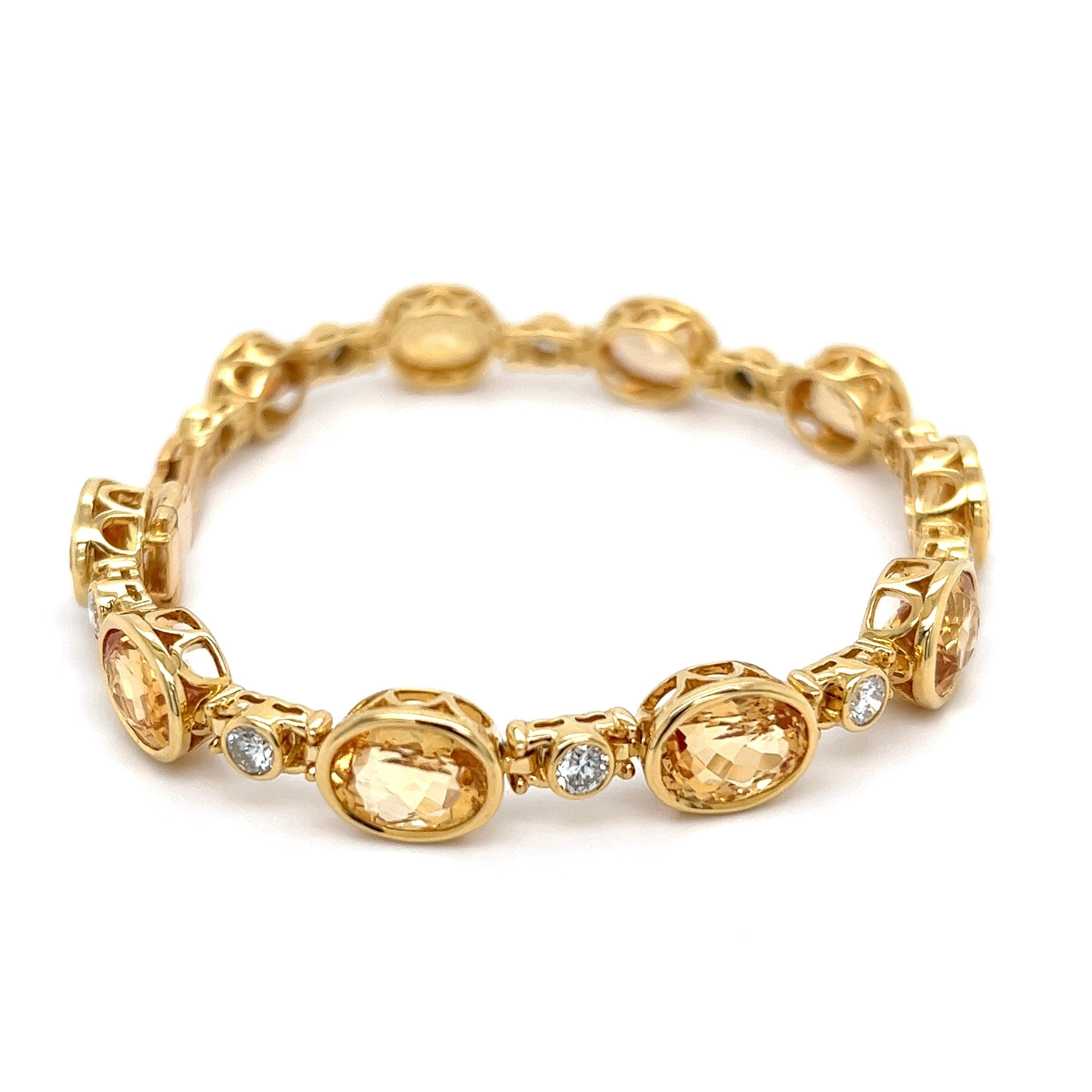 Taille ronde Bracelet de succession en or avec topaze impériale et diamants en vente