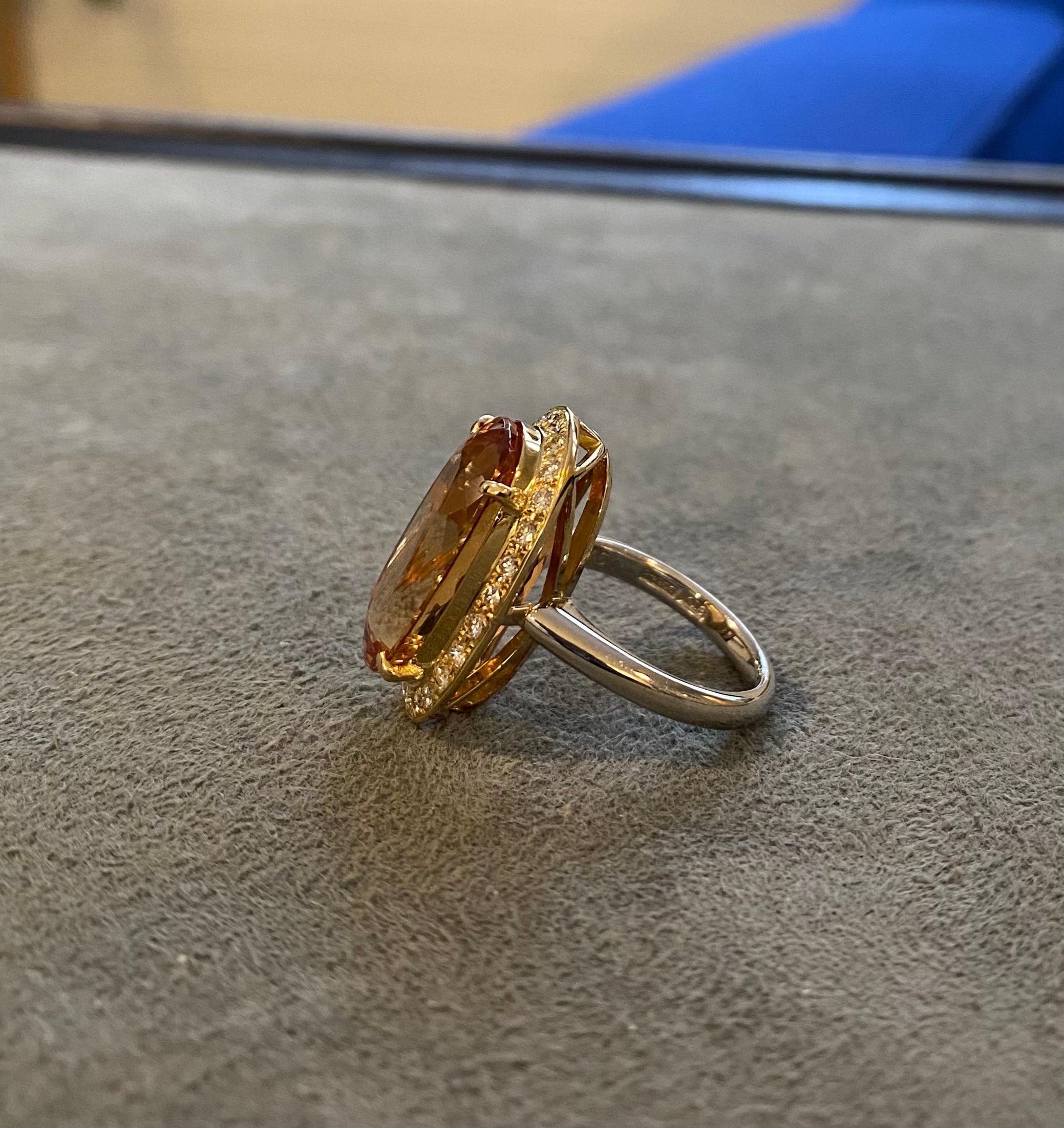 Donna Anello Imperiale con Topazio e Diamante in vendita