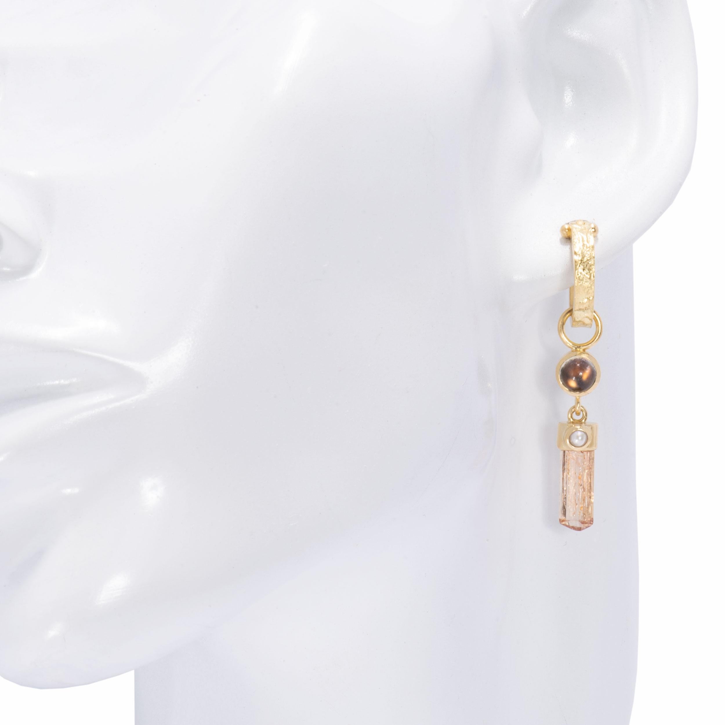 Contemporary Imperial Topaz Crystal Drop Earrings in 18 Karat Gold For Sale