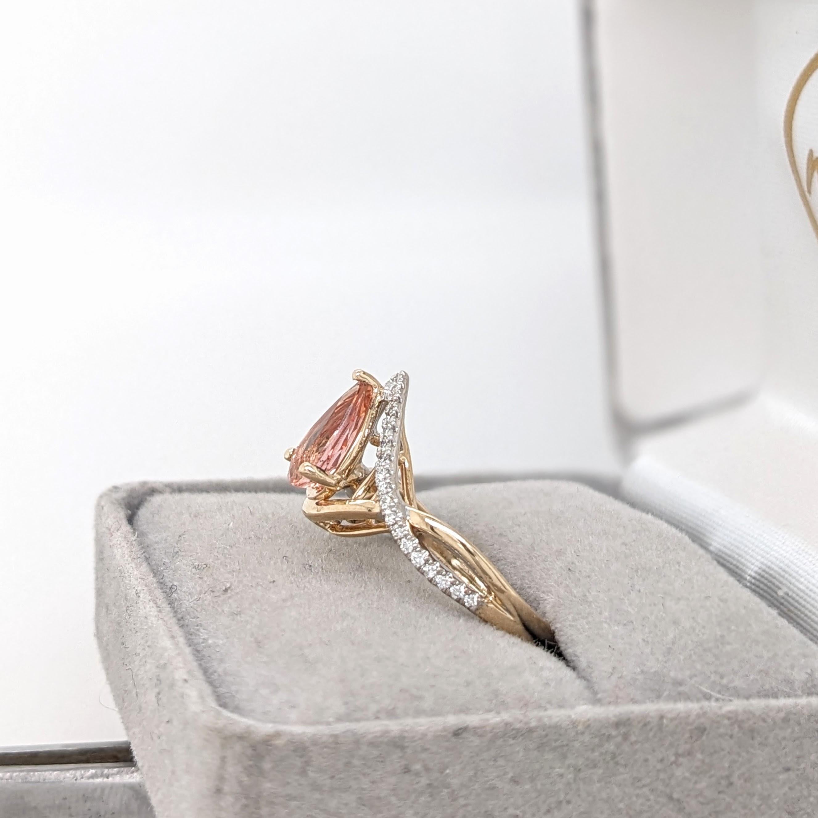 Moderne Bague Topaze Imperial avec diamants en or massif 14K Dual Tone Pear 9x6 en vente