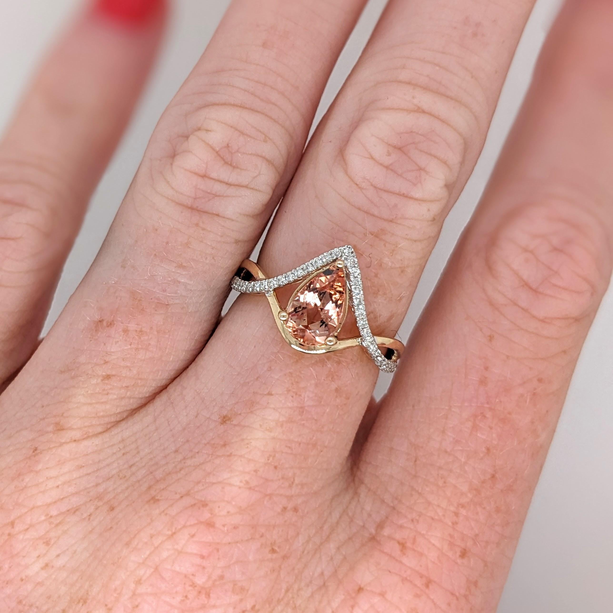 Bague Topaze Imperial avec diamants en or massif 14K Dual Tone Pear 9x6 Pour femmes en vente