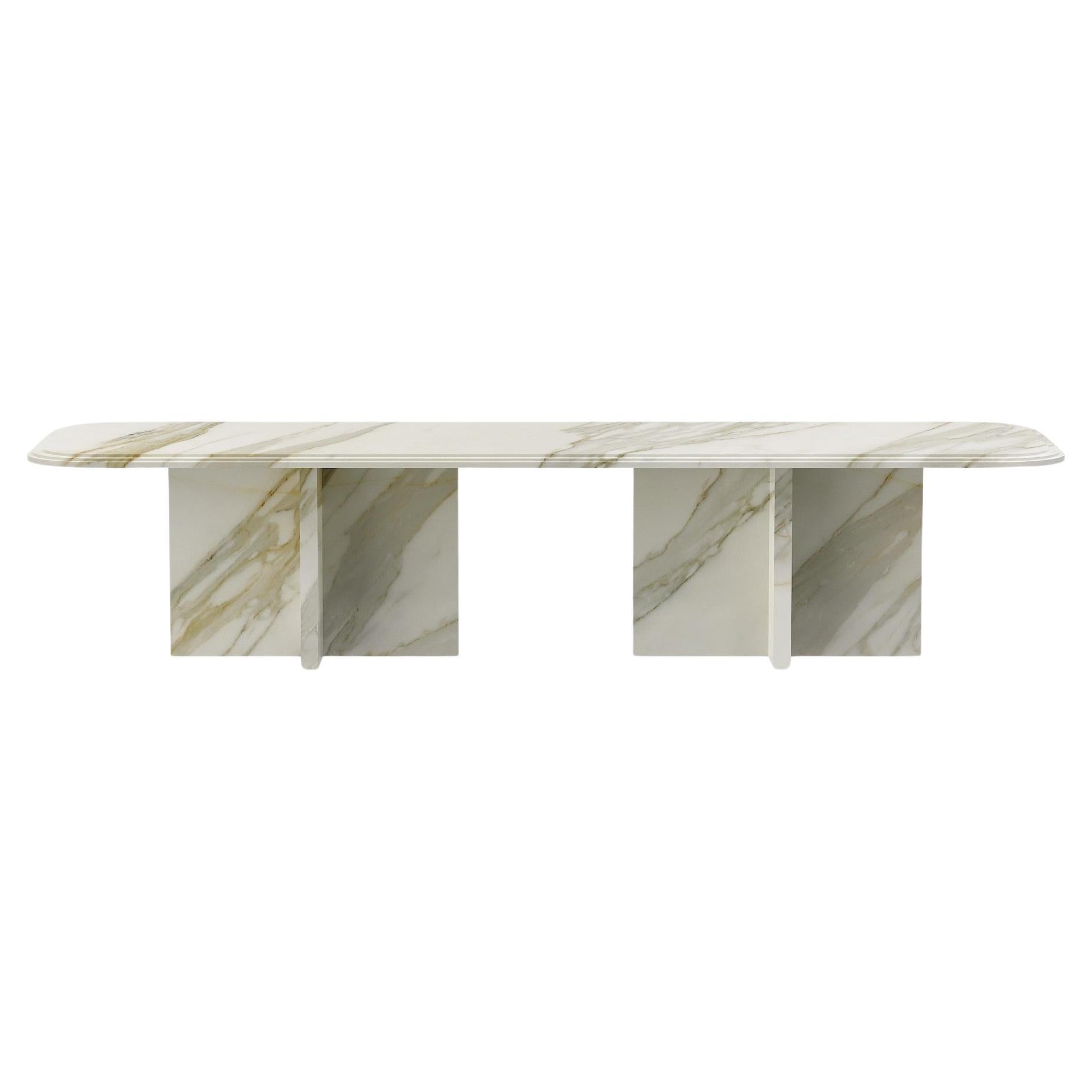 Oggetti nuovi e personalizzabili nella categoria Dining Room Tables