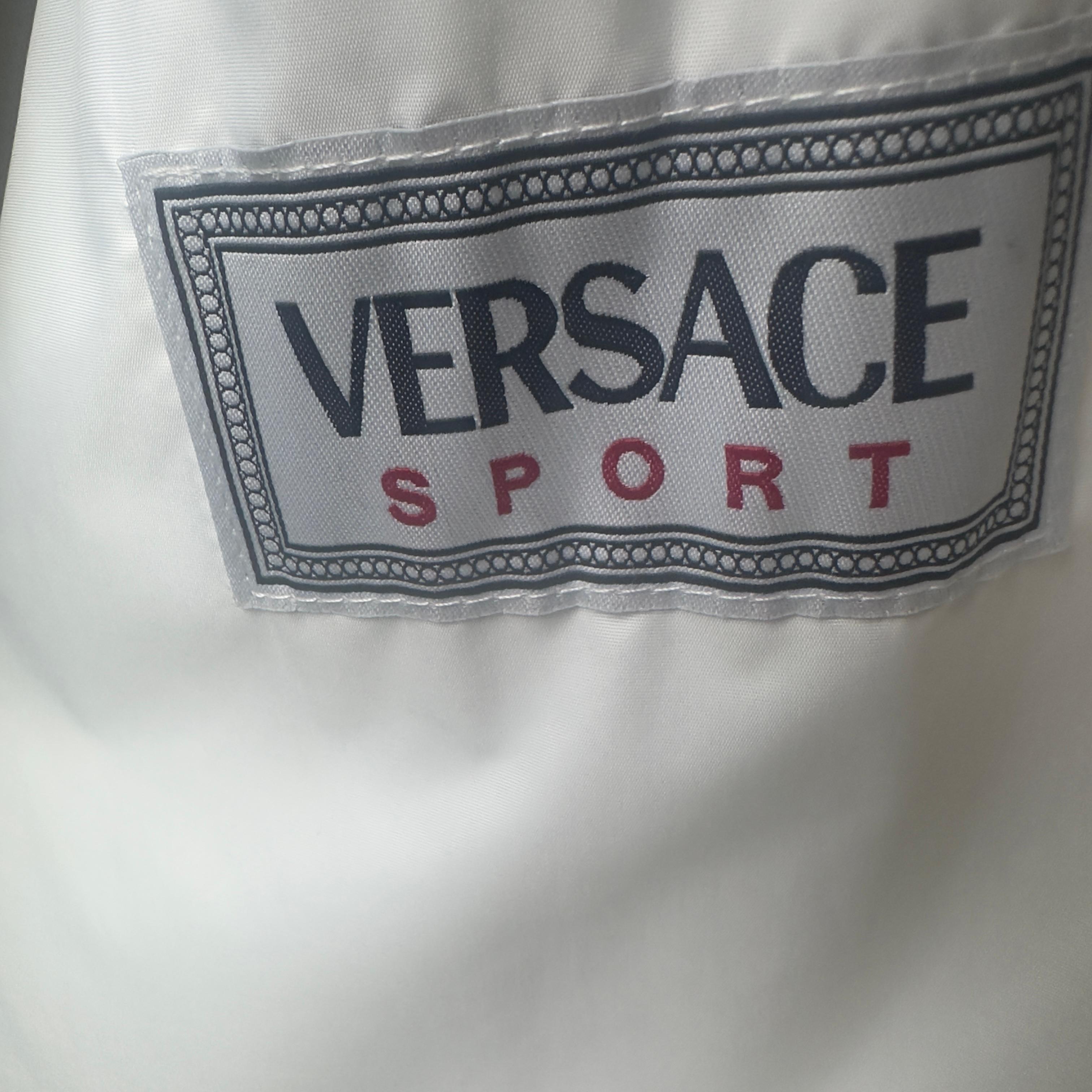 Versace sport short raincoat For Sale 5