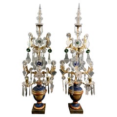 Imponente Pareja de Candelabros de Molinete Luis XVI de Cristal y Bronce Dorado